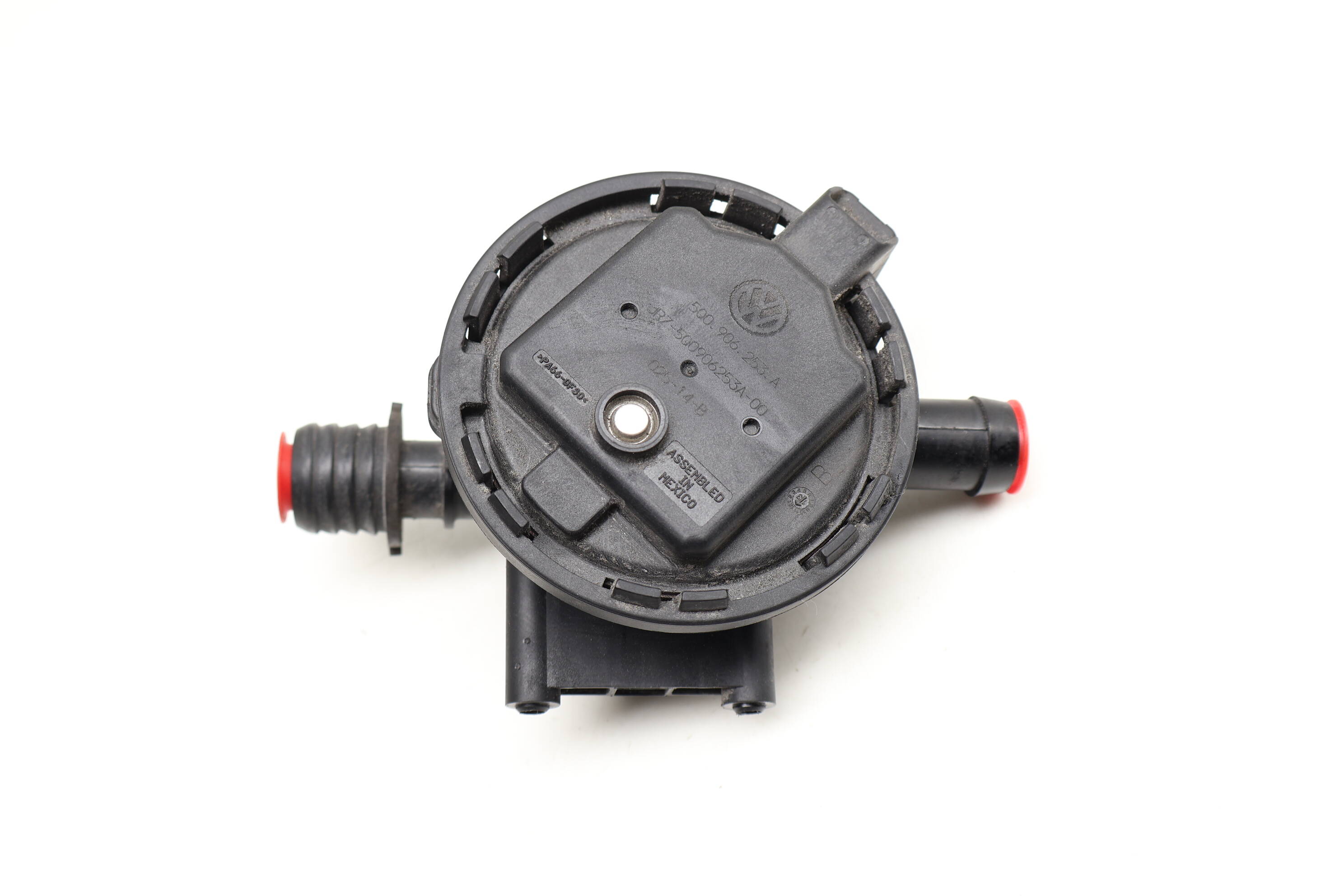 Leak Detection Pump / Pressure Switch 5Q0906253A