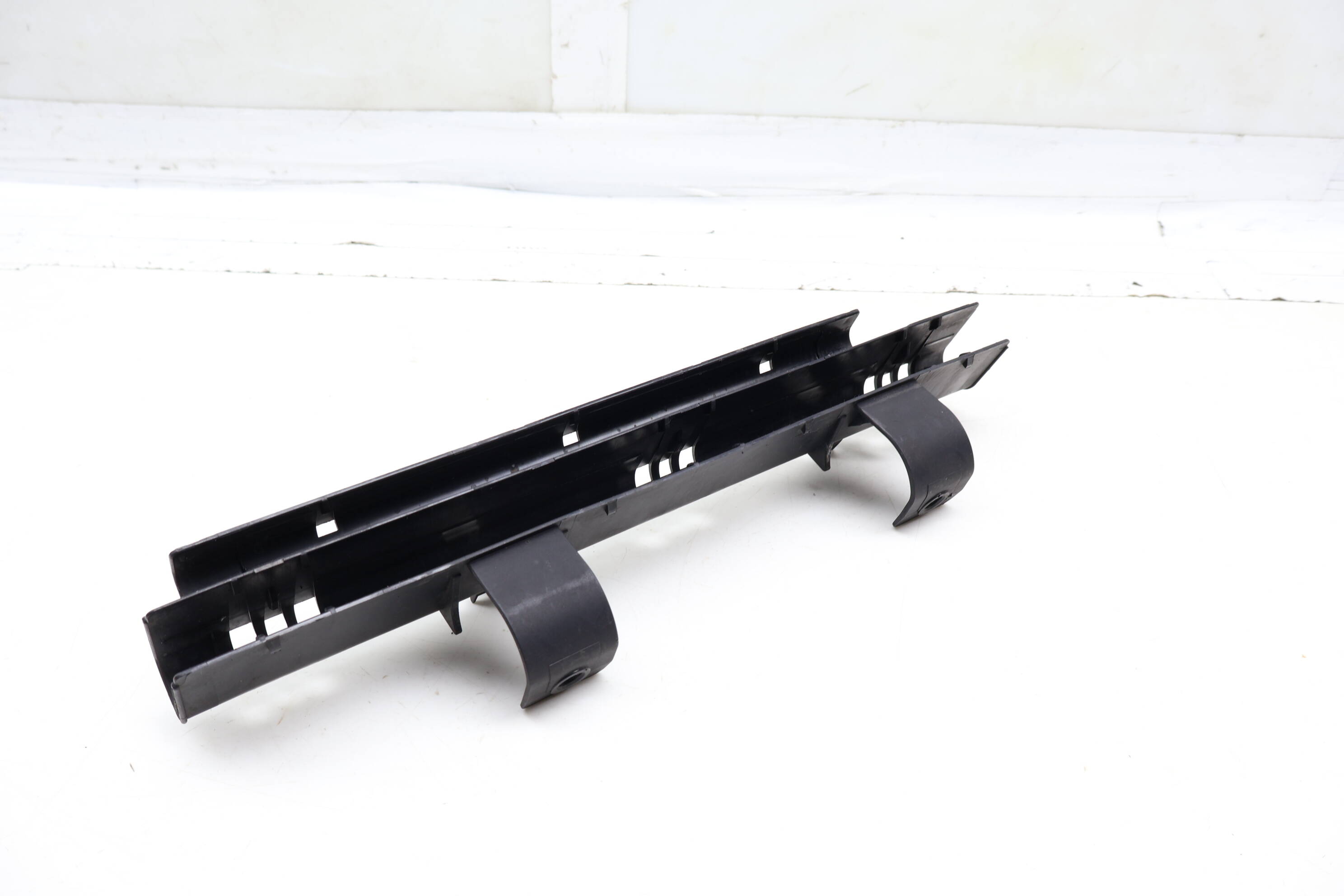 Cable Duct / Conduit (Bottom) 12523427417