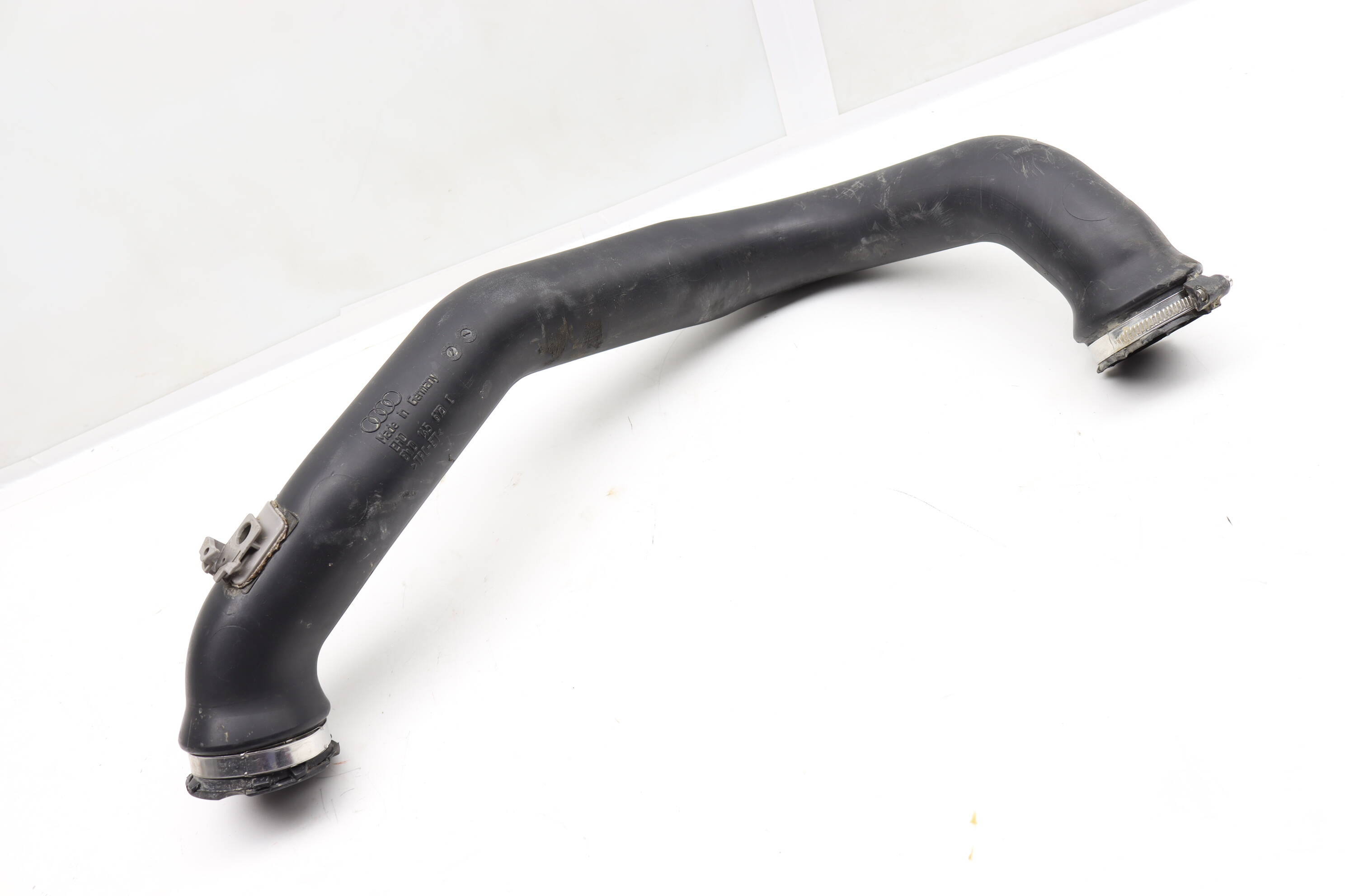 Audi Left Turbo Intercooler Boost Pipe / Tube 8W0145673C 