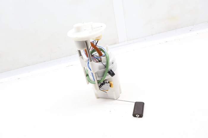 In-Tank Fuel Pump Assembly 16114826897 main product photo