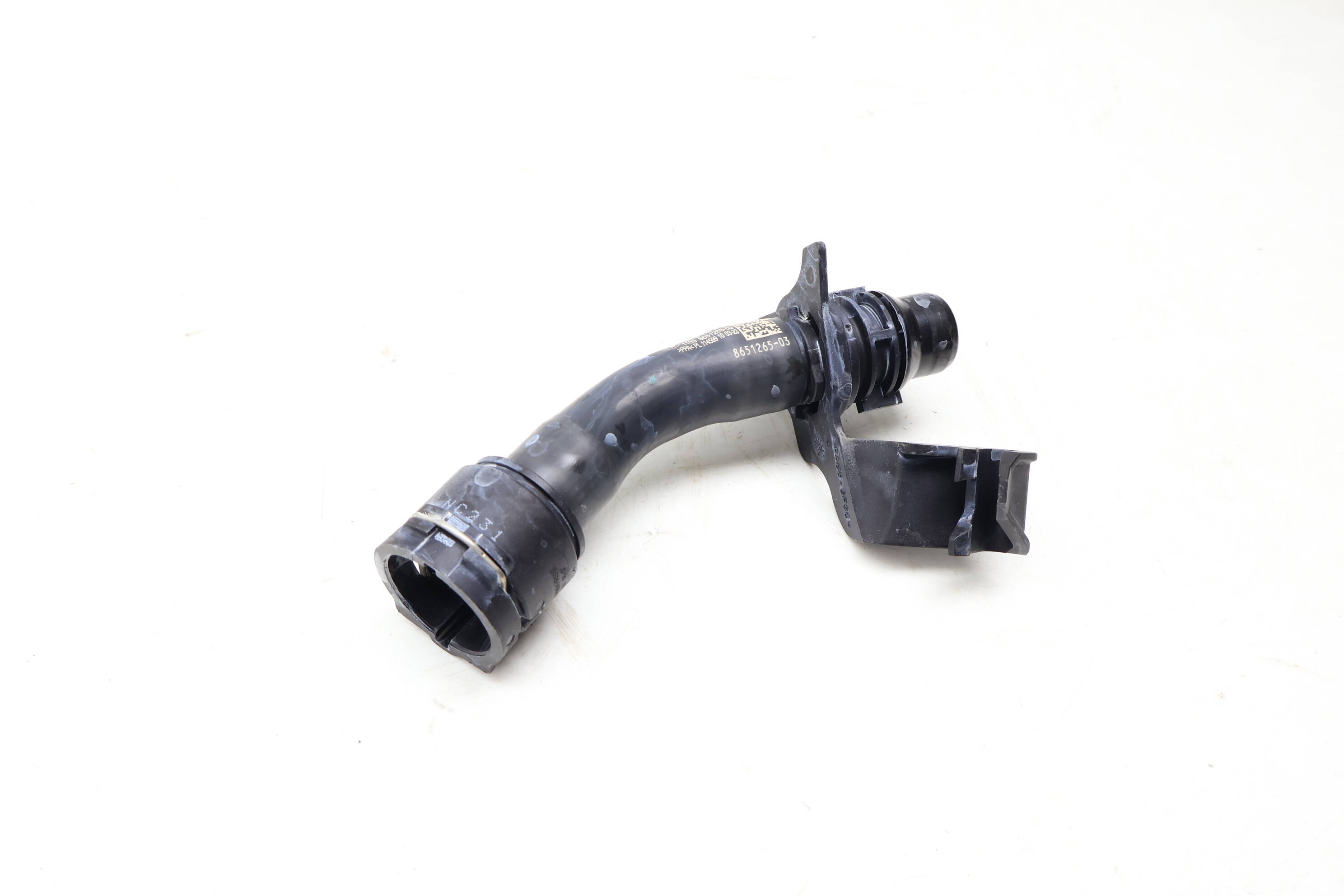 Engine Thermostat Cooling Hose 11538651265