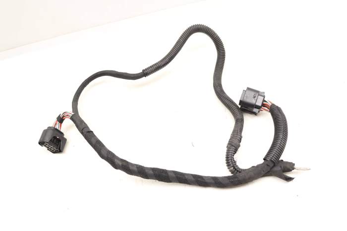 Engine Power Module Wiring Harness 12538617707 main product photo
