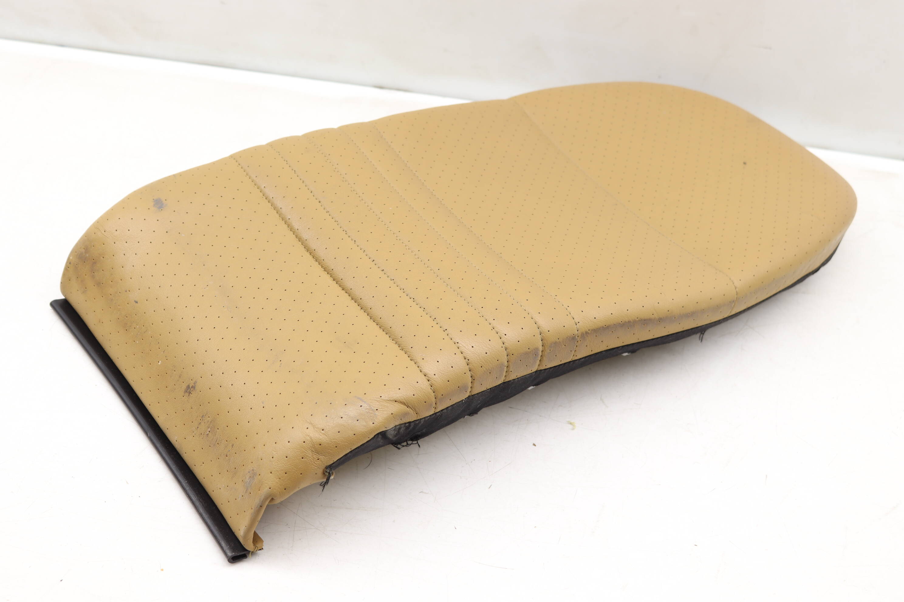 Upper Seat Backrest Cushion (Leather) 99652115105