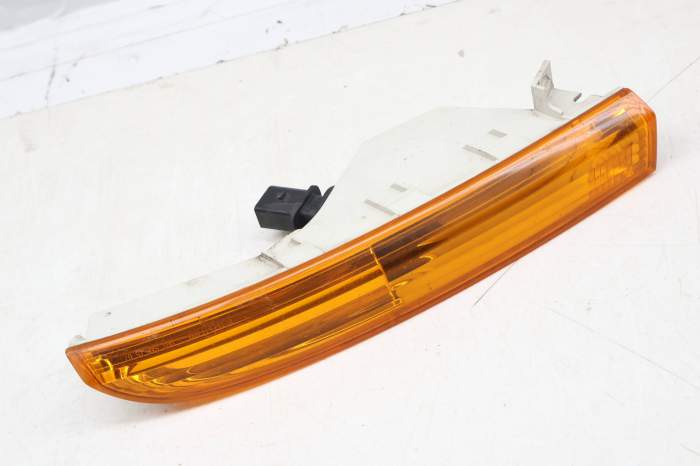Turn Signal Light 3C8953041A main product photo