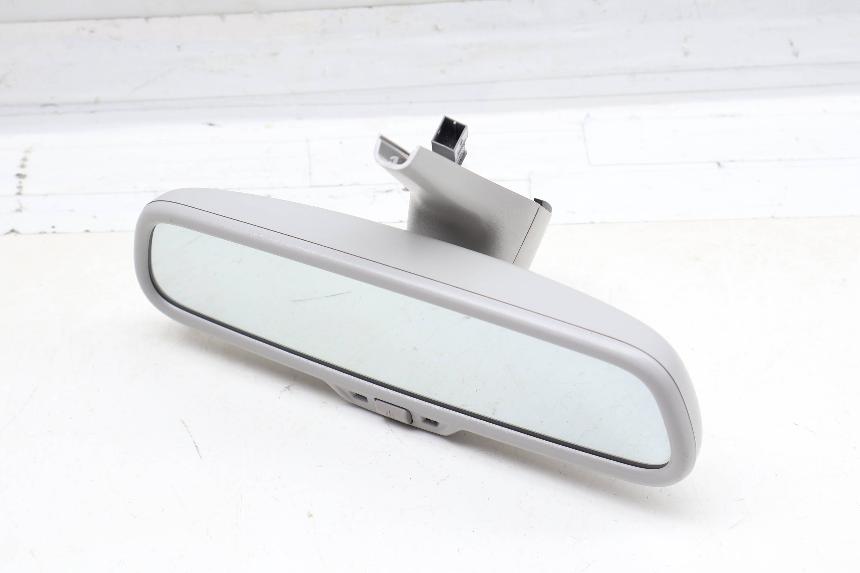 Interior Rear View Mirror W/ Auto Dim / Compass 4F0857511F