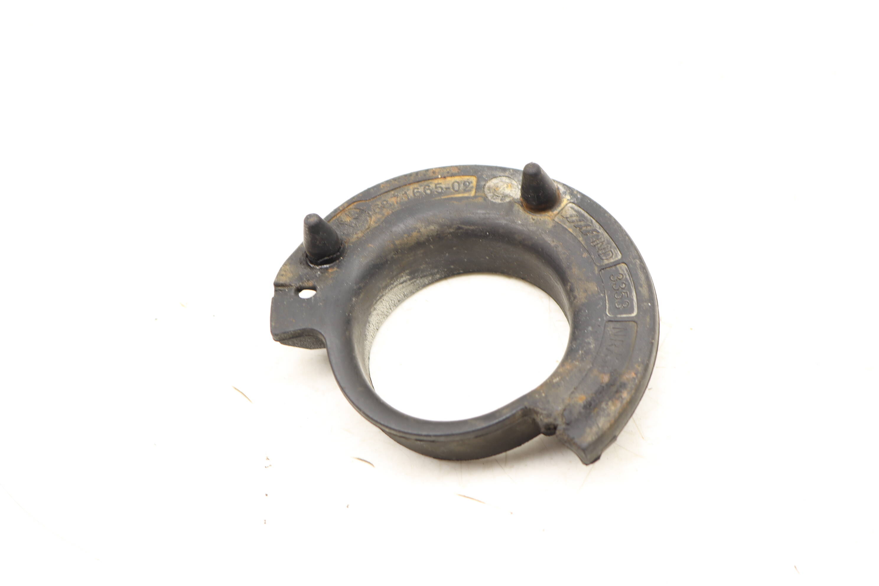 超激安 BMW Rear Lower Spring Pad / Rubber Mount 33536871665 その他