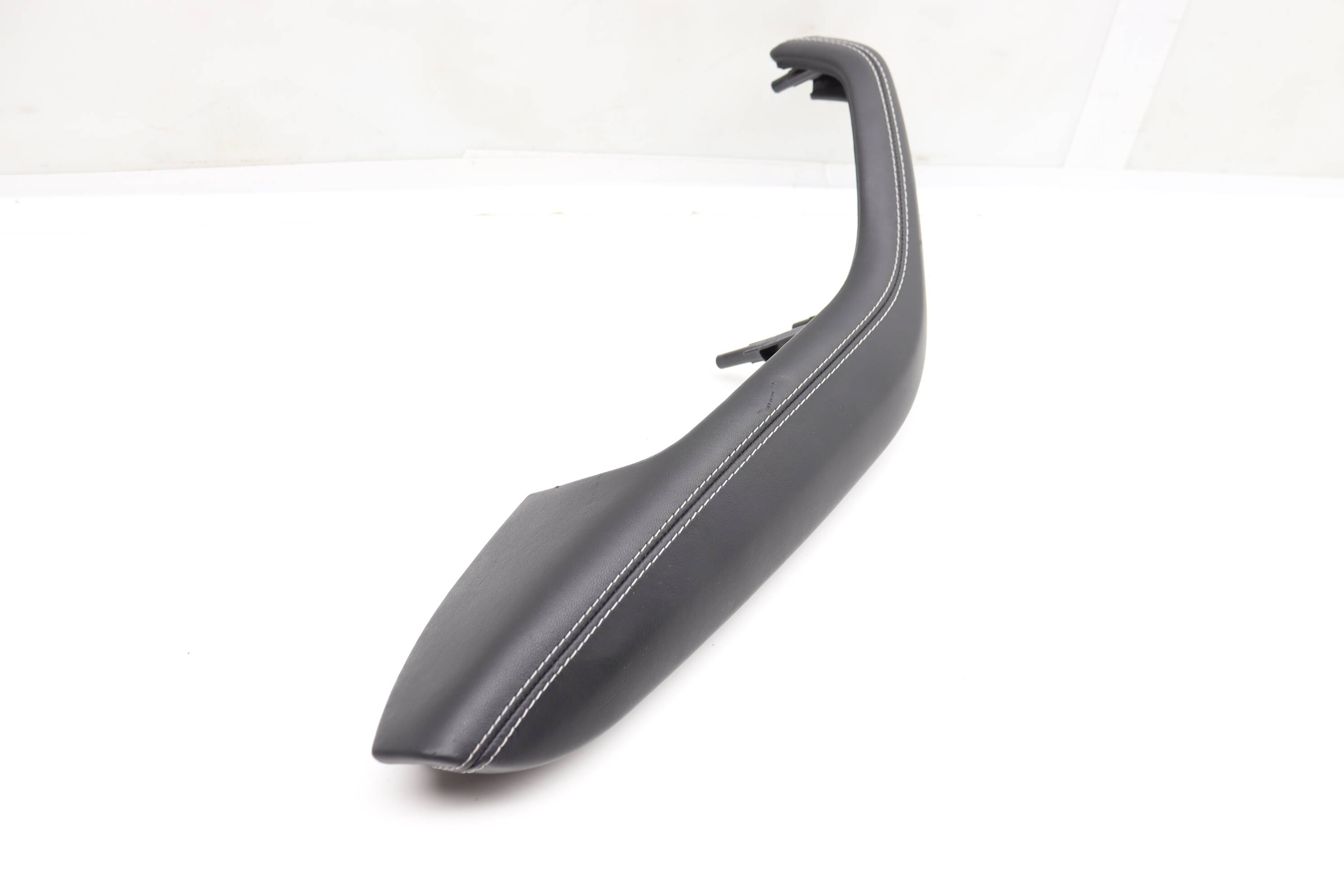 Door&#x20;Panel&#x20;Pull&#x20;&#x2F;&#x20;Armrest&#x20;4G0867373A