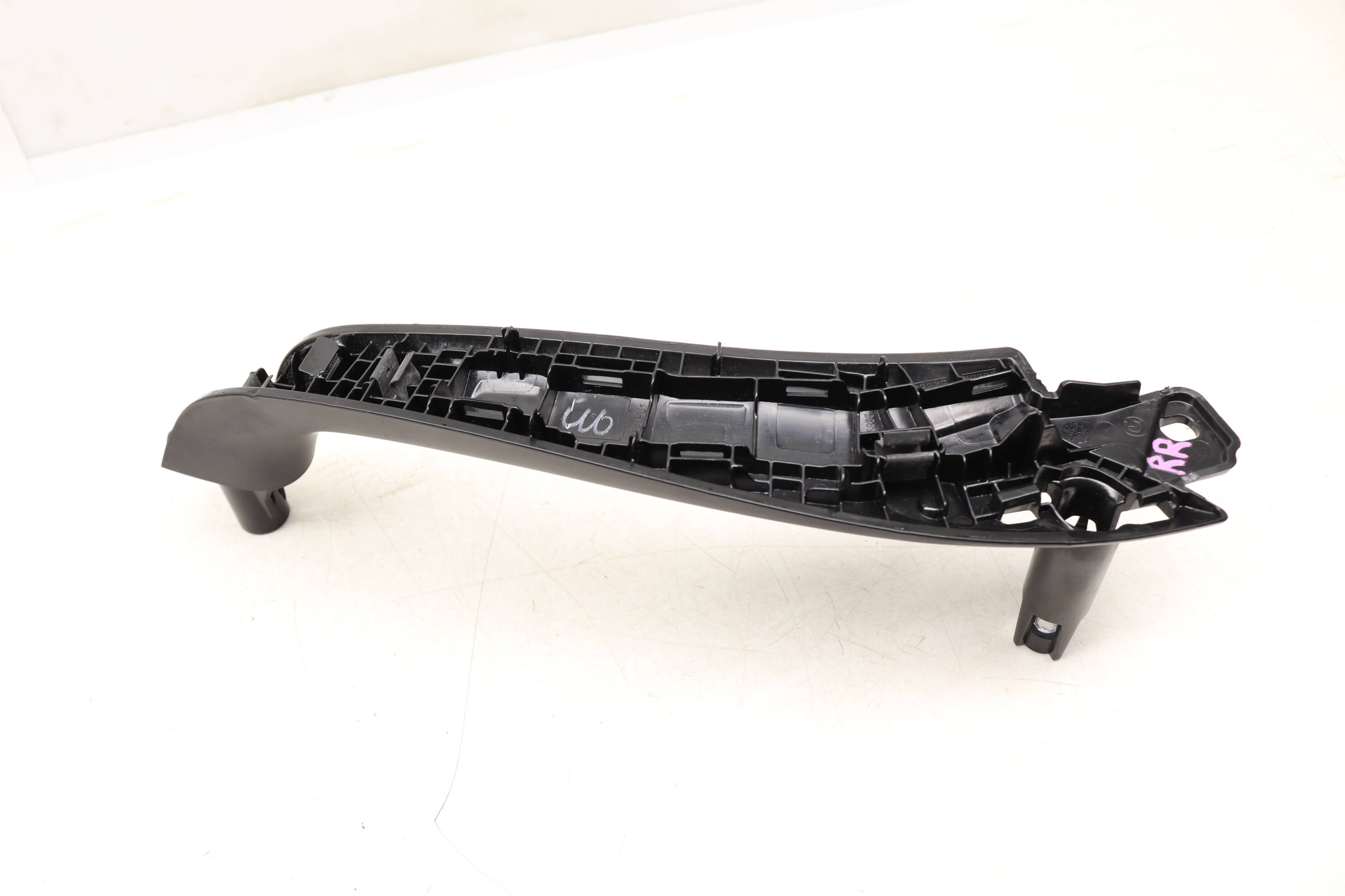 BMW Right Door Pull Mount (X3, X4) 51427473190