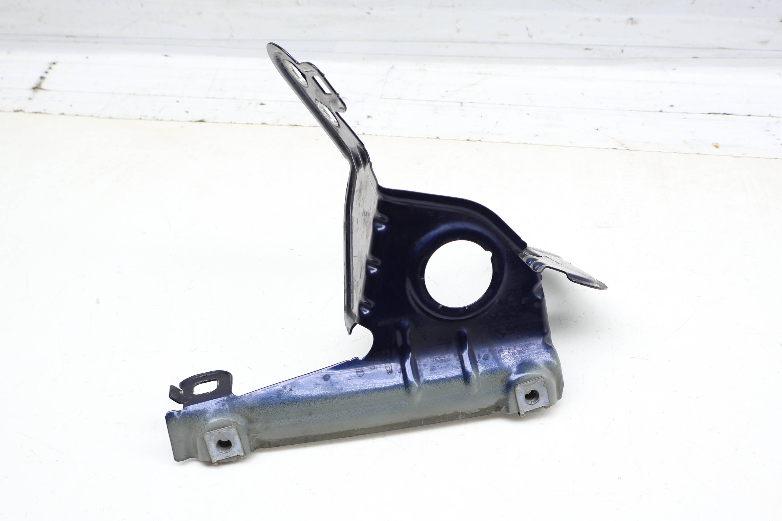 Fender / Headlight Mount Bracket 41357267327