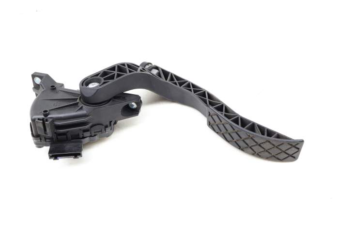 Accelerator Gas Pedal Assembly 8E1723523J main product photo