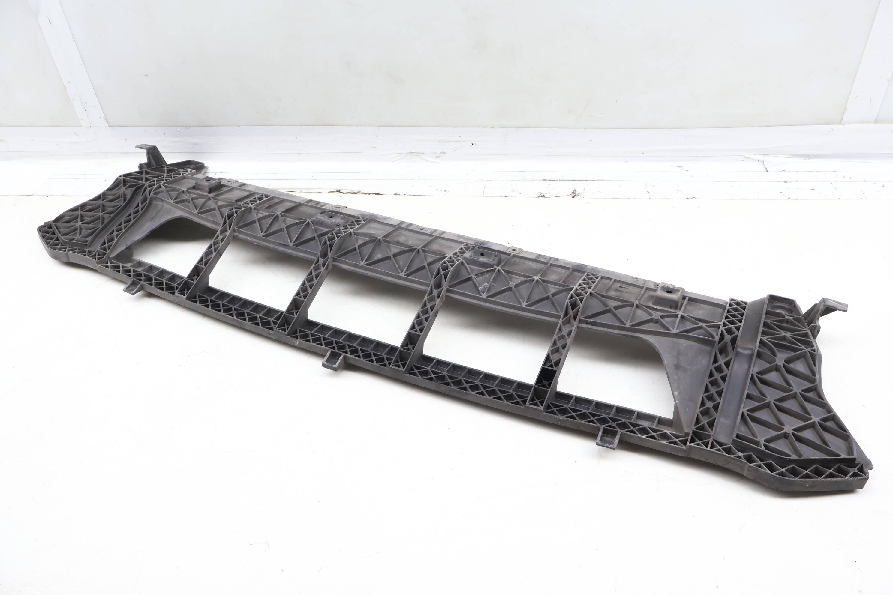 Bumper Lower Panel / Cover 8R0807233F