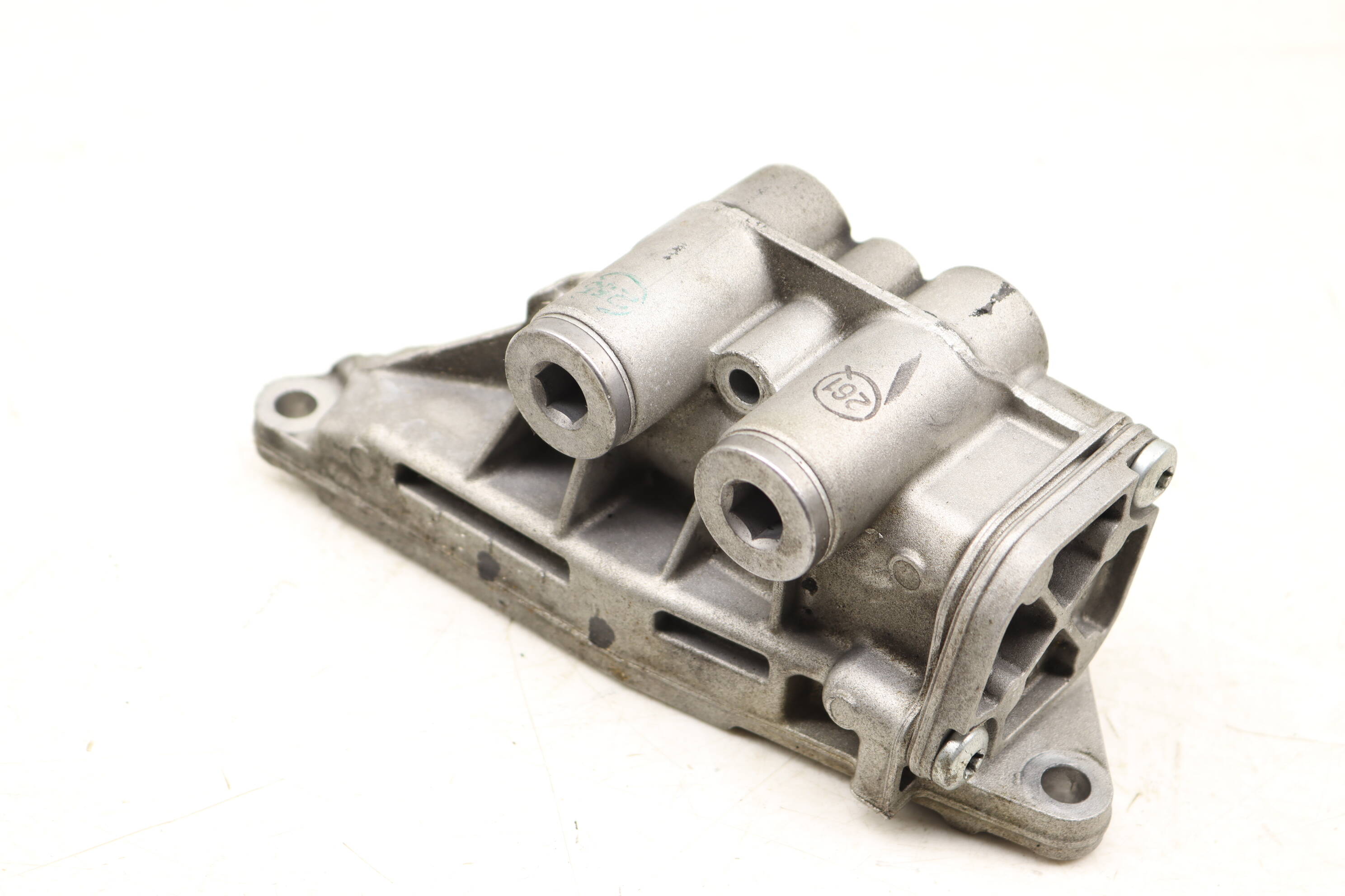 BMW Engine Oil Cooler (M3, M4, M2) 11427850293