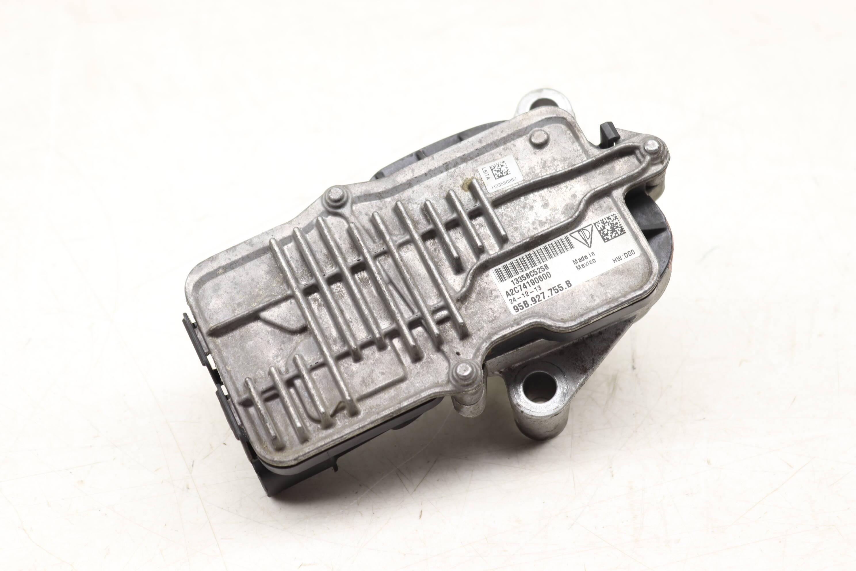 Porsche Transfer Case / Box Control Module (Macan) 95B927755B