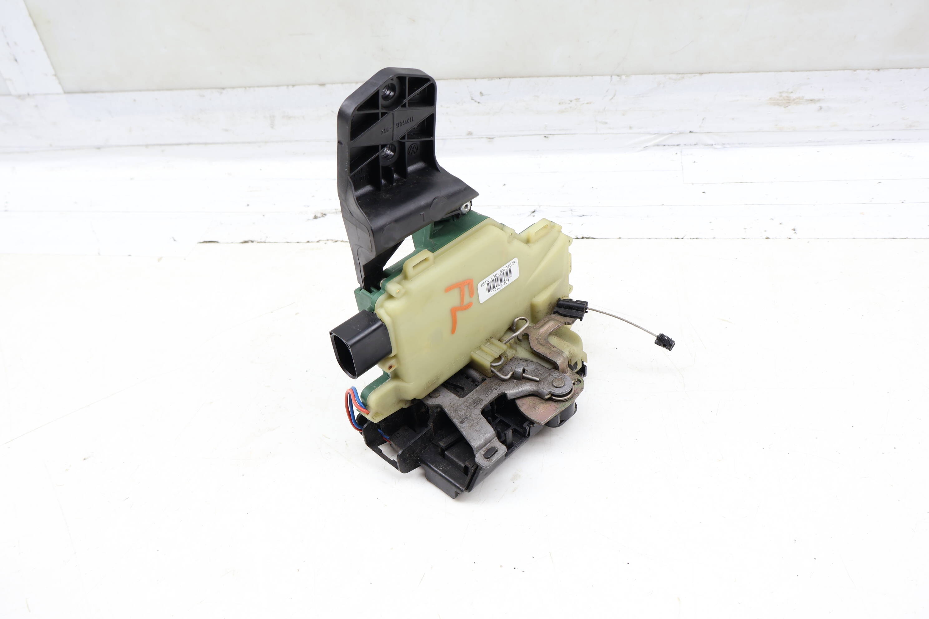 Door Latch / Lock Actuator 3B1837015AK