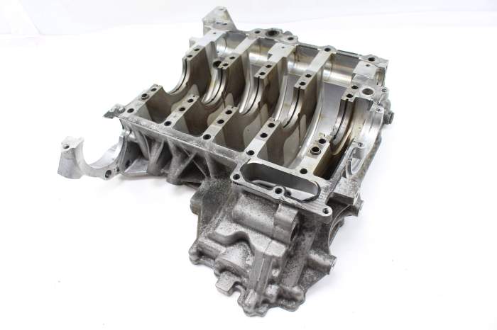 Crankshaft Housing / Lower Engine Block 07D103032P main product photo