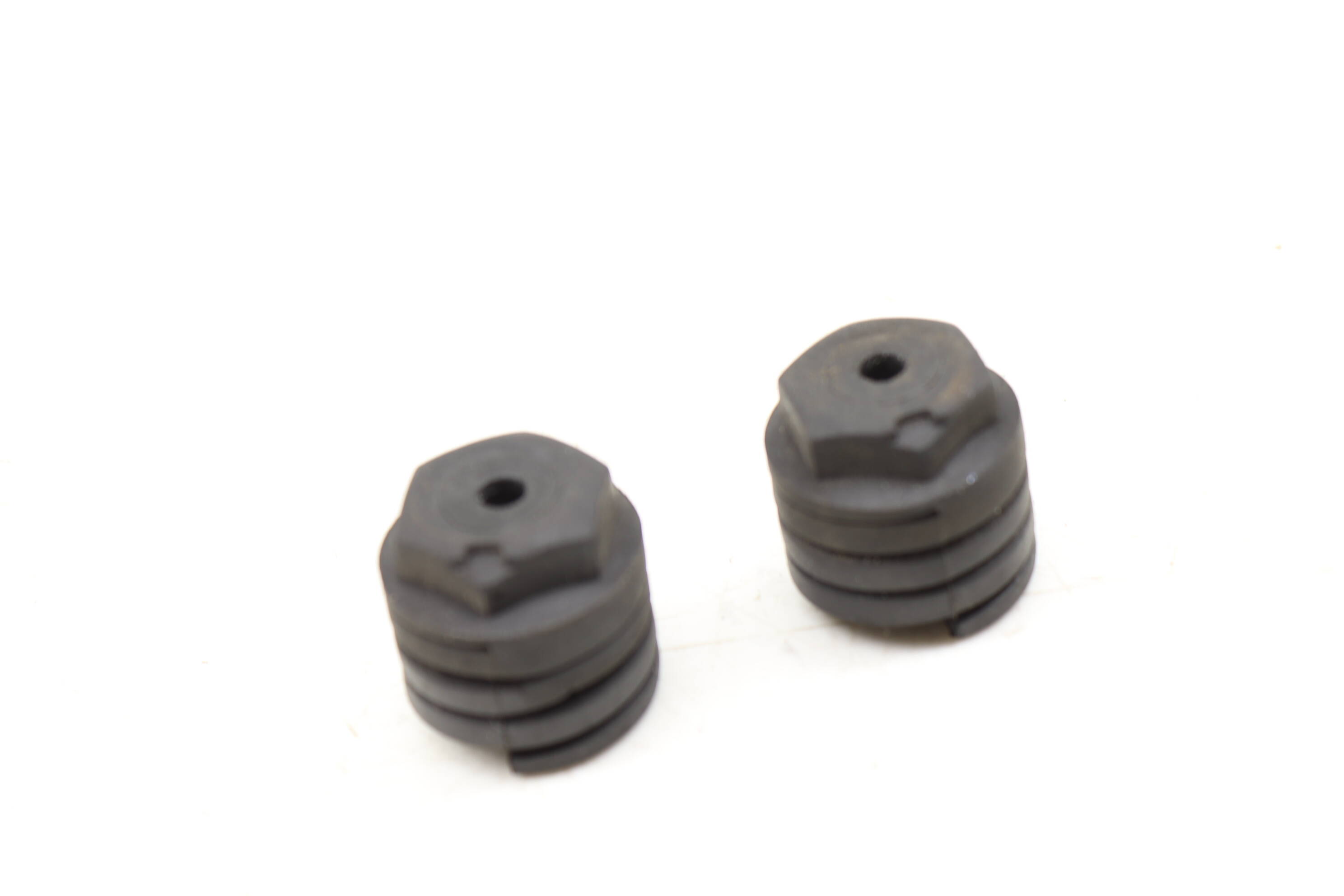 Hood Stop / Jounce Bumper Set 4E0823481