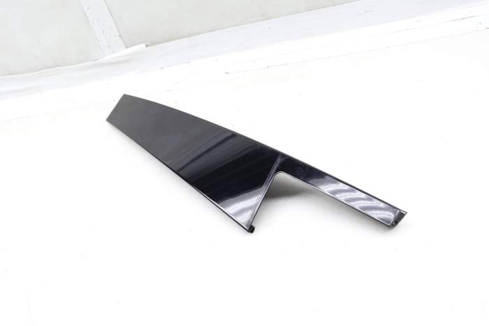 Exterior B Pillar Trim / Cover 51337336953 main product photo