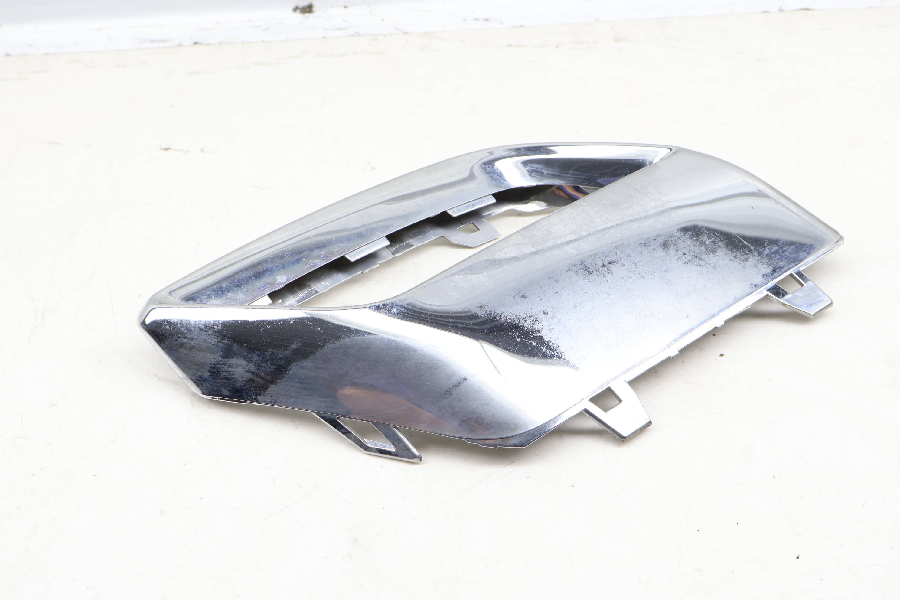 Exhaust Pipe Tip 3CN807834