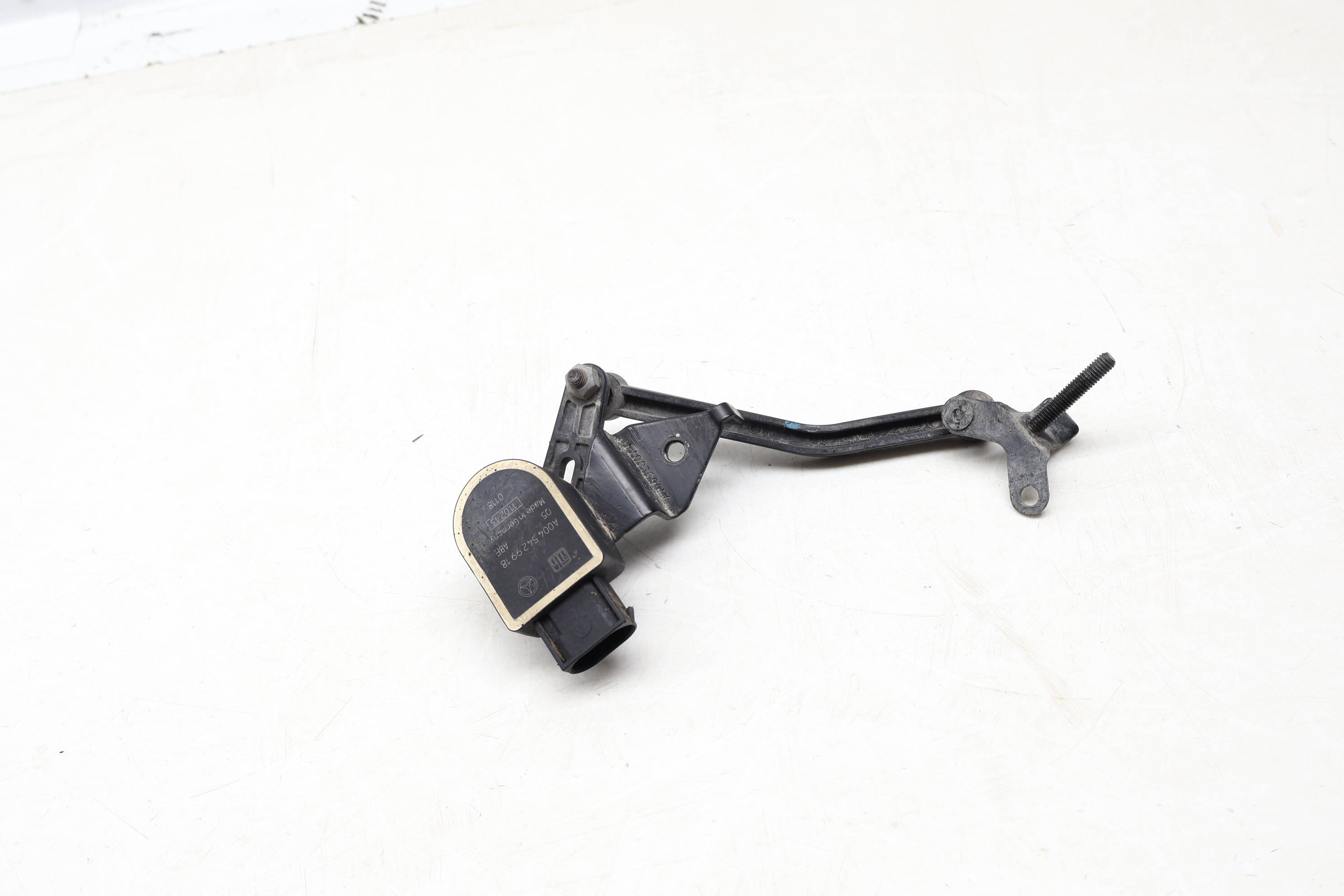 Headlight Leveling Sensor 1663230740