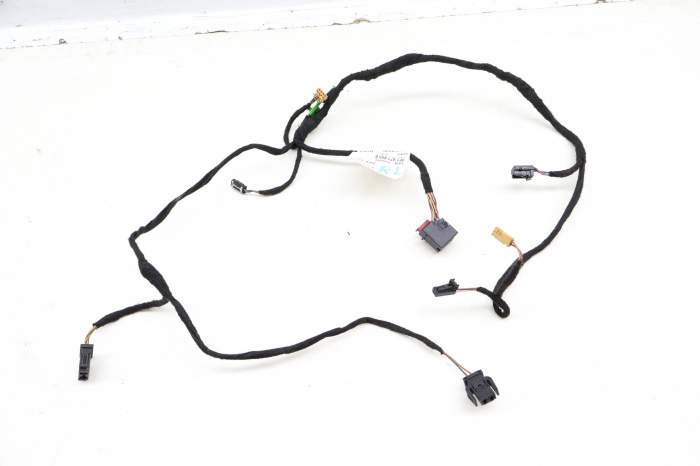 Door Panel Wire / Wiring Harness 4F1971693E main product photo
