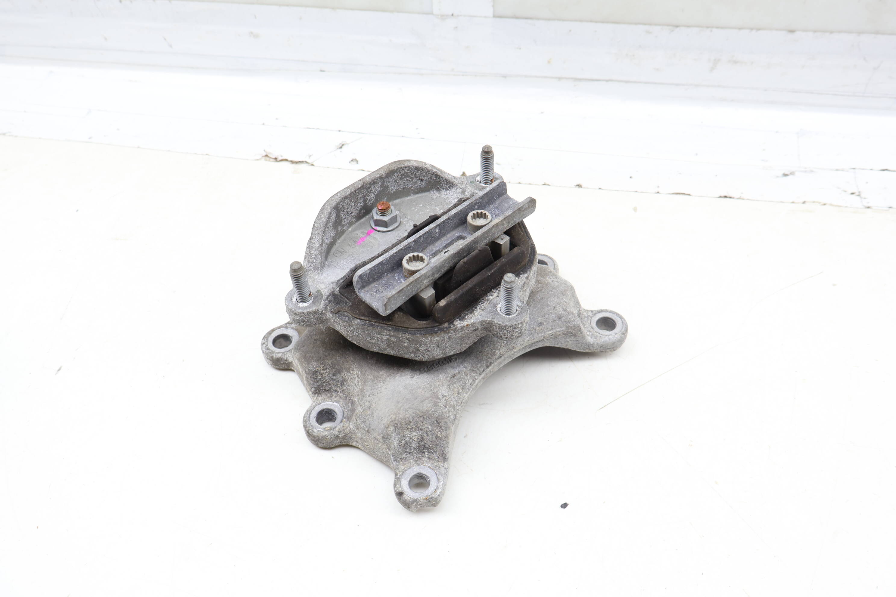 Transmission Mount / Bracket 8K0399151DB