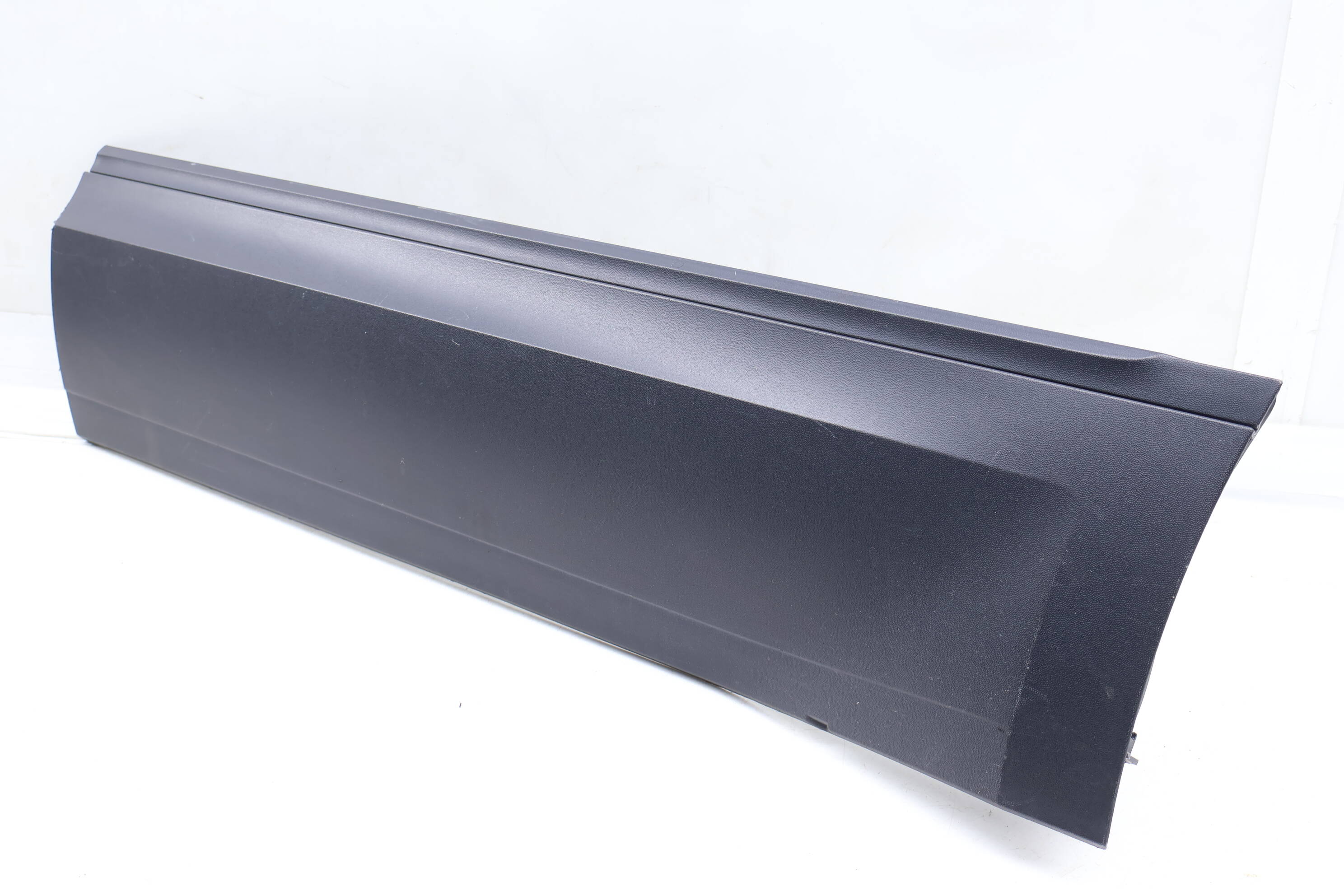 Lower Door Molding / Blade 3CN854949