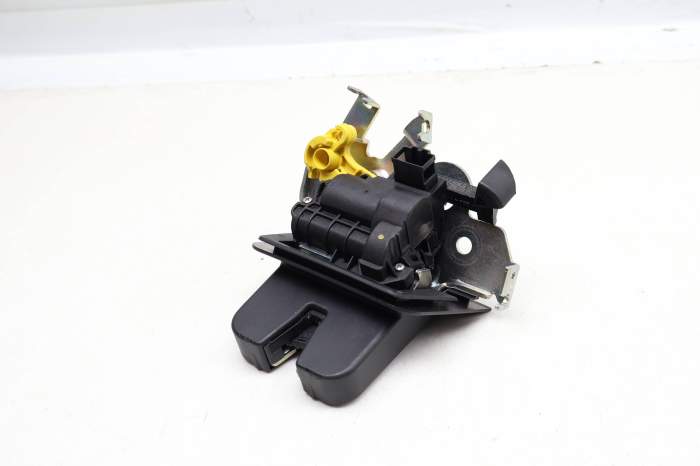 Trunk Hatch Latch / Lock 4M0827506B main product photo