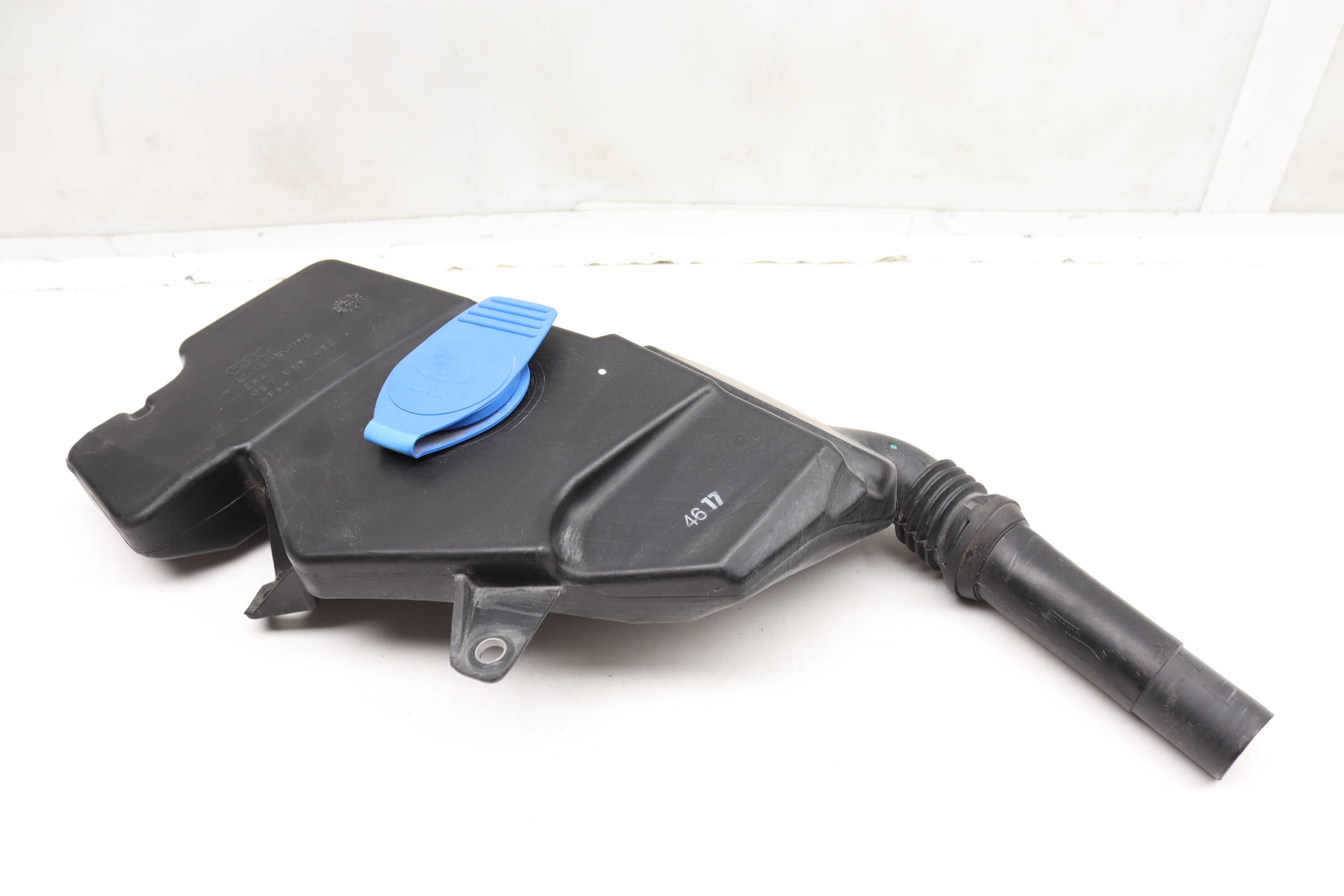 Upper Windshield Washer Reservoir / Filler Neck 4G1955462A