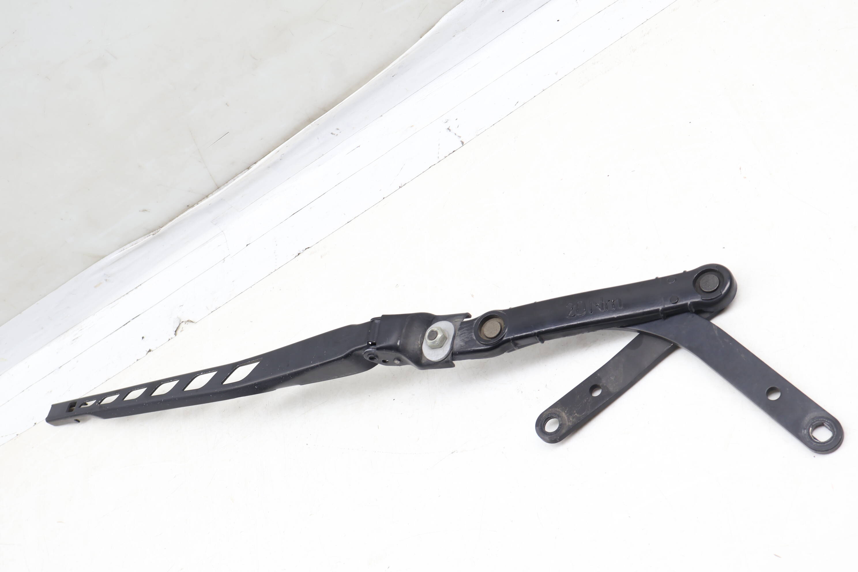 Windshield Wiper Arm 61617144540