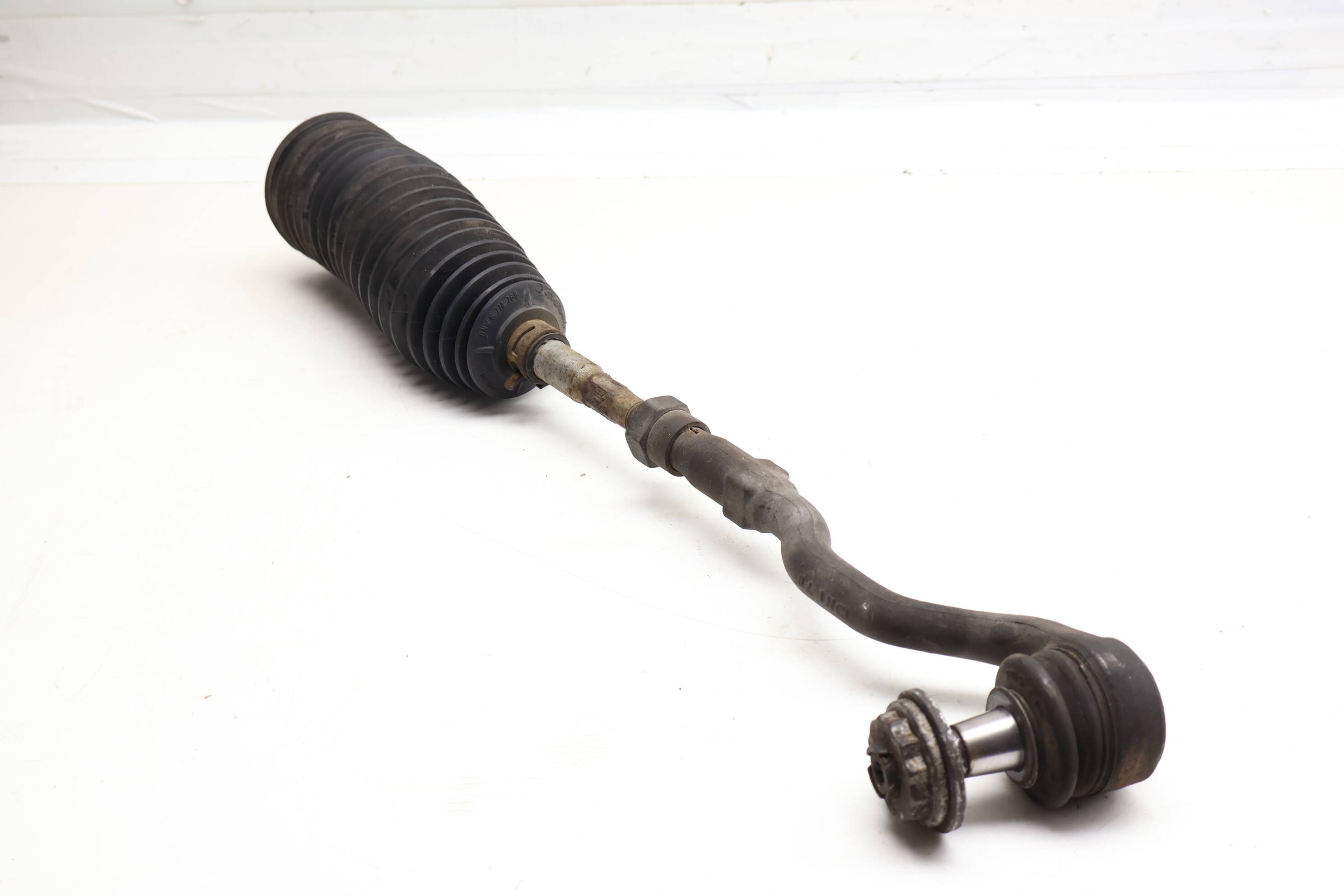 Steering Tie Rod / Boot 32106793496