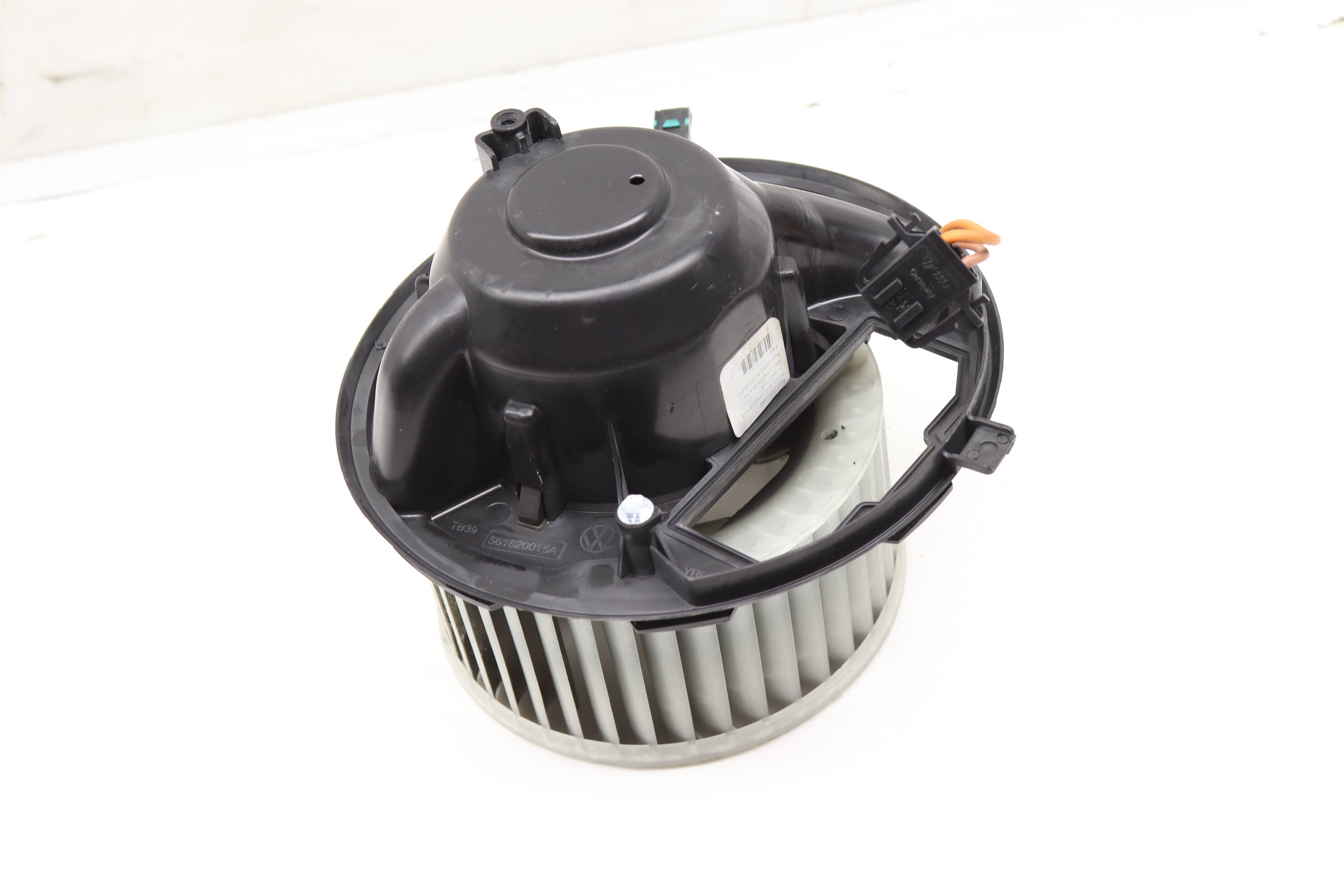 Blower Motor / Fan 561820015E