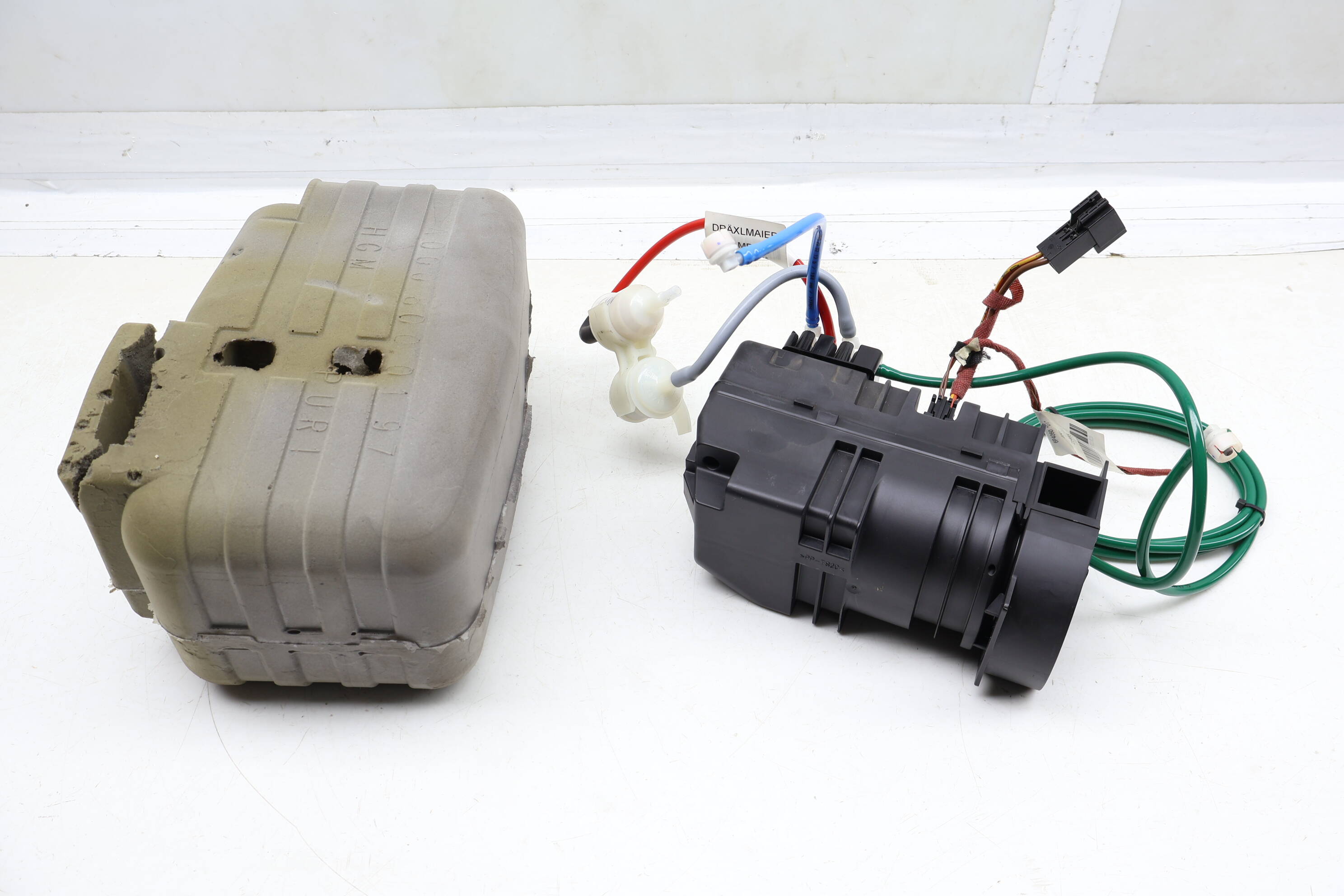 Seat Pneumatic Vacuum Pump 0008005648