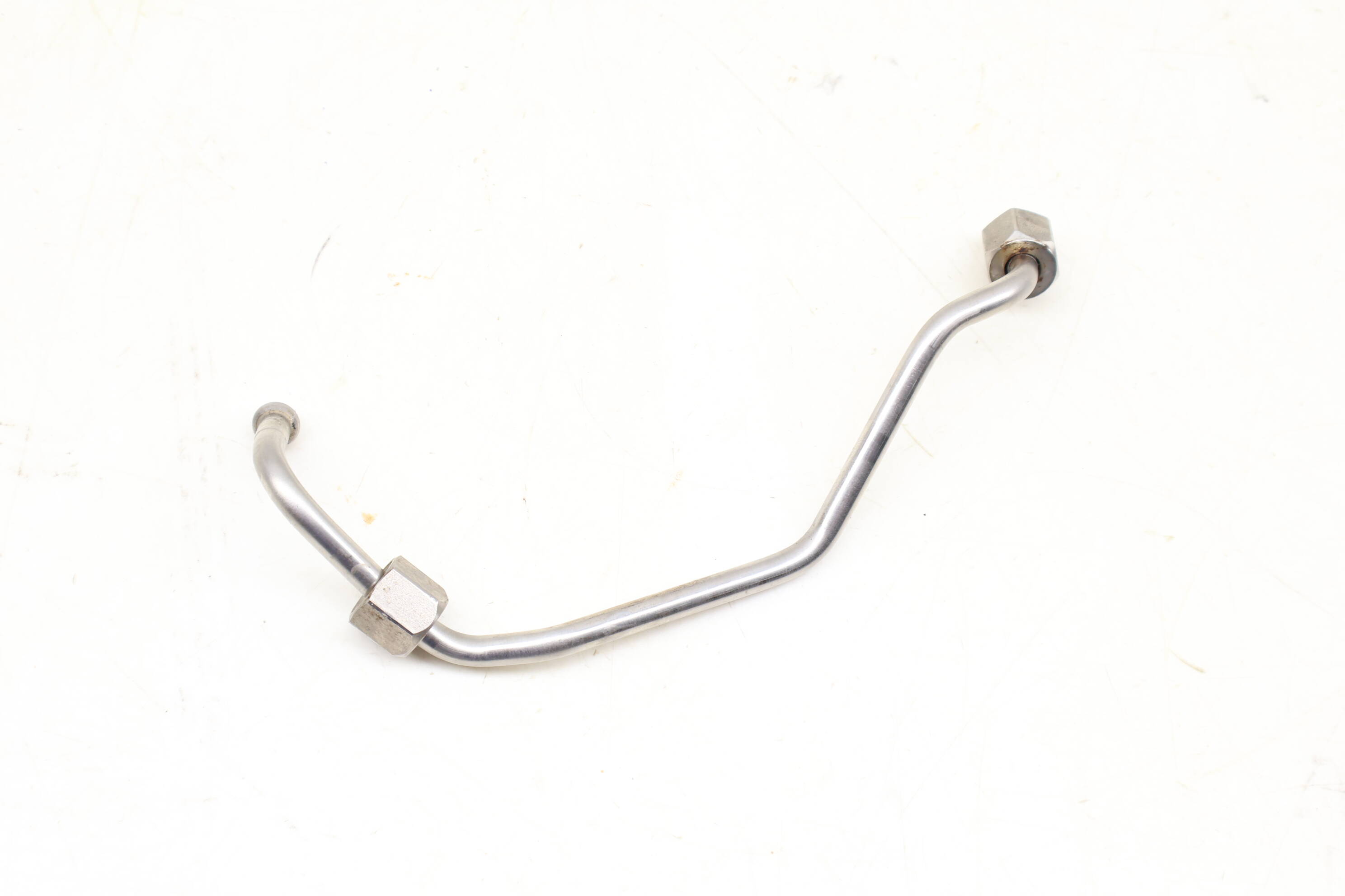 Fuel Line / Pipe 13537576772