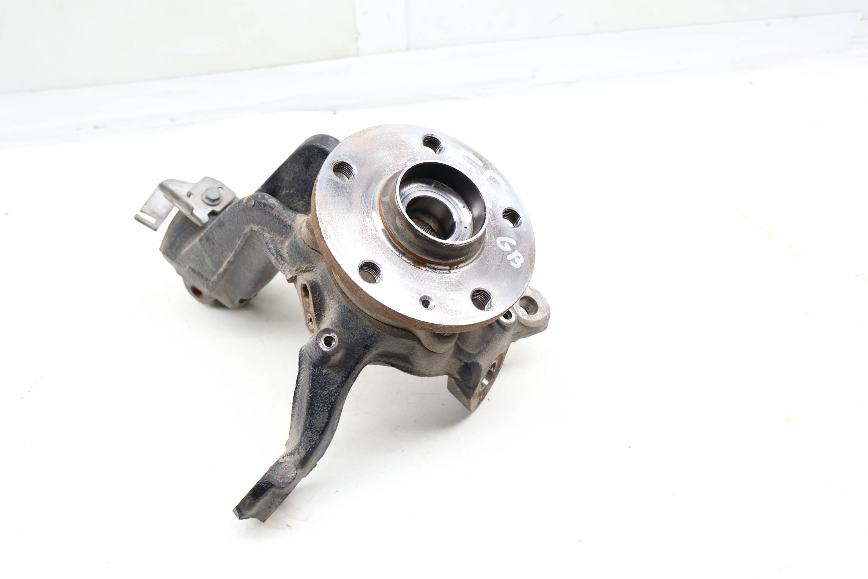 Spindle Knuckle W/ Wheel Bearing 5C0407256
