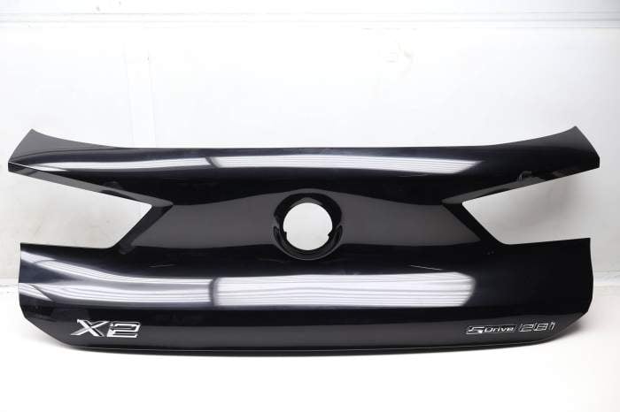 Lower Trunk Hatch Panel 51137467656 main product photo