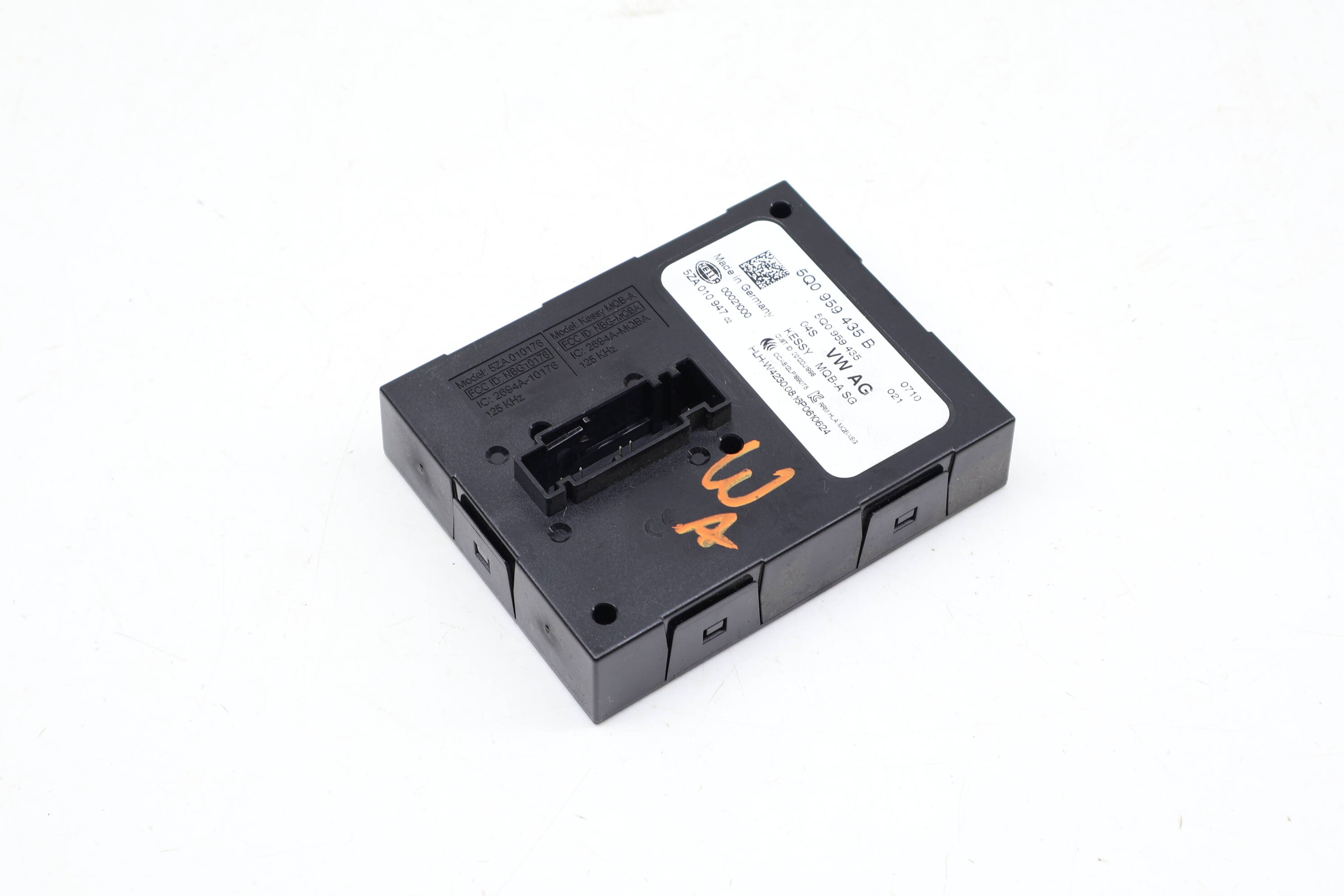 Keyless Entry / Kessy Control Module 5Q0959435B