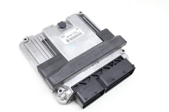 Ecu / Ecm / Engine Control Module 8R1907115N main product photo