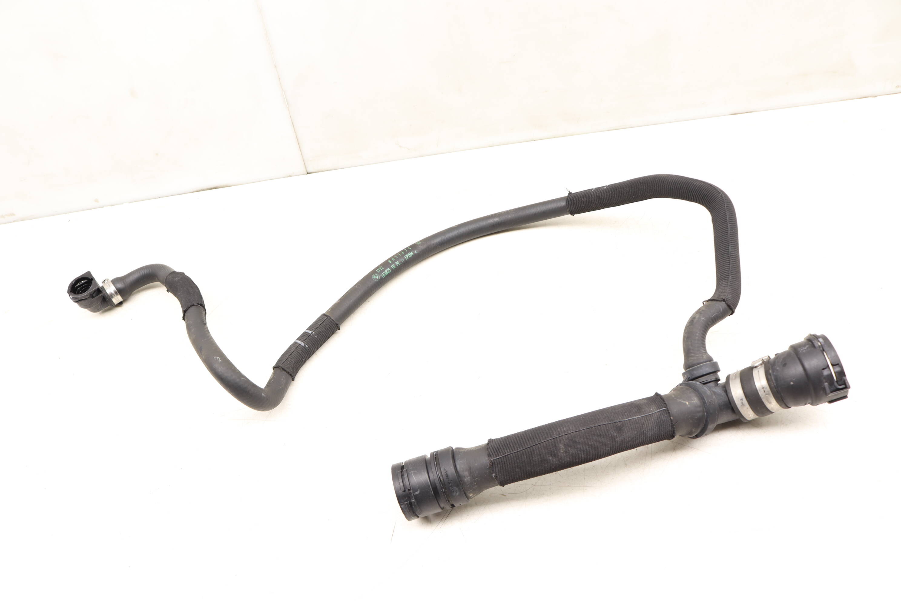 Coolant Hose / Line 17128611674