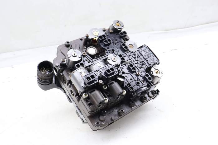 Transmission Valve Body / Mechatronic (Mlz) 02E325025AM main product photo