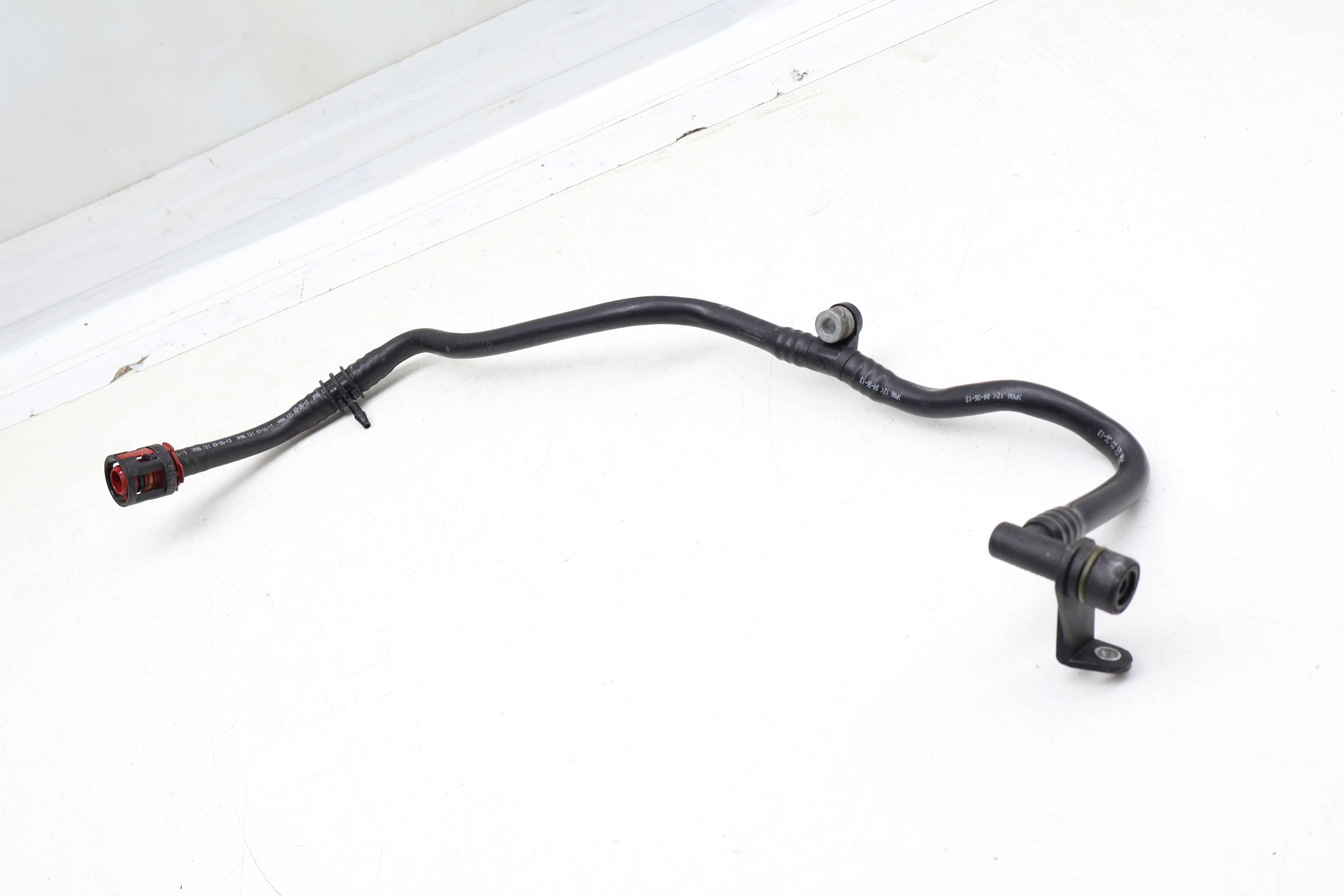 Vacuum Hose / Line 059131056AA