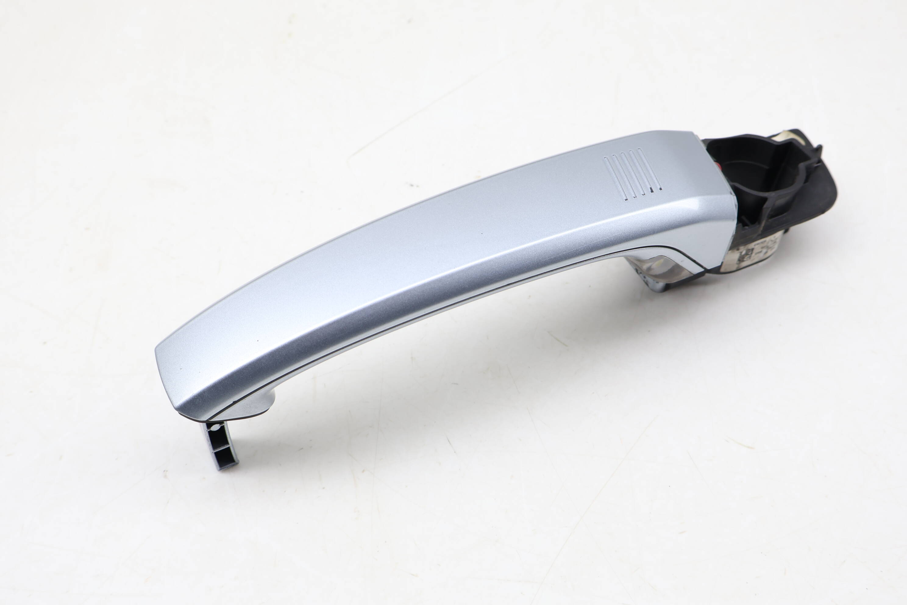 BMW Front Left Exterior Door Handle (i3, i3s) 51217408381