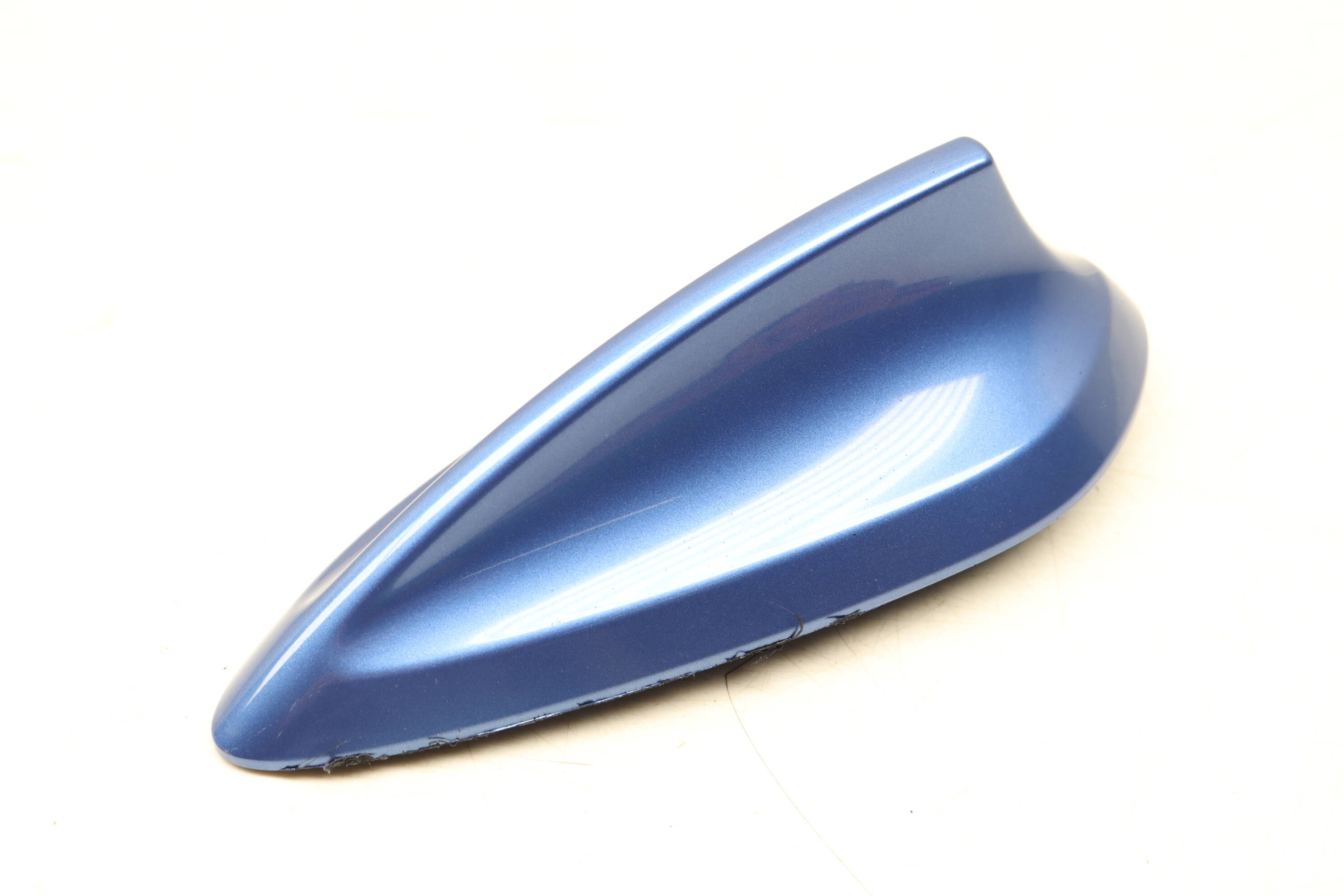 Shark&#x20;Fin&#x20;Cover&#x20;&#x2F;&#x20;Roof&#x20;Antenna&#x20;Housing&#x20;65209259440