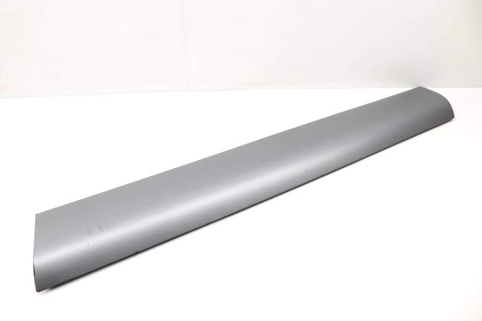 Lower Door Molding / Blade 4L0853960A main product photo