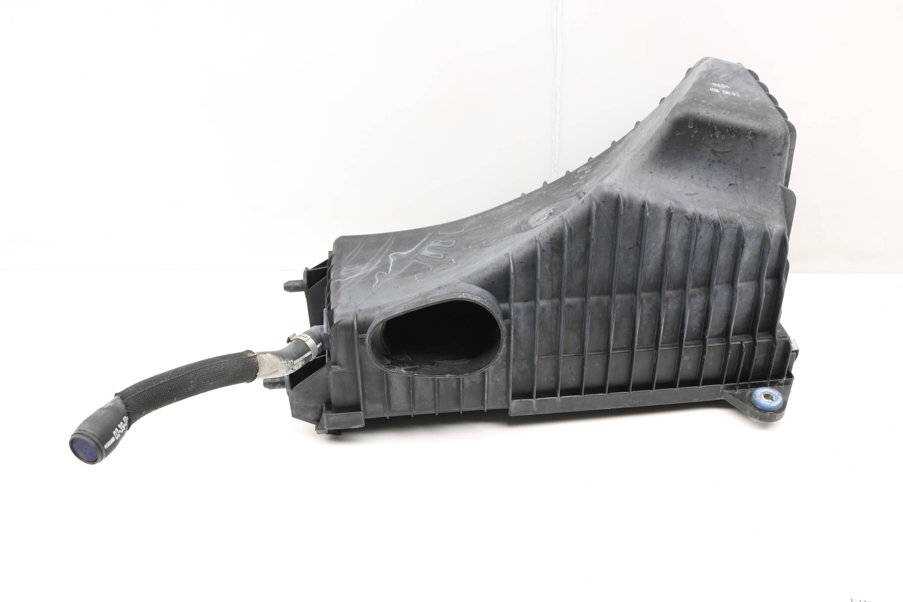 Engine Air Filter Box / Housing - Lower Half 7L6129607AS