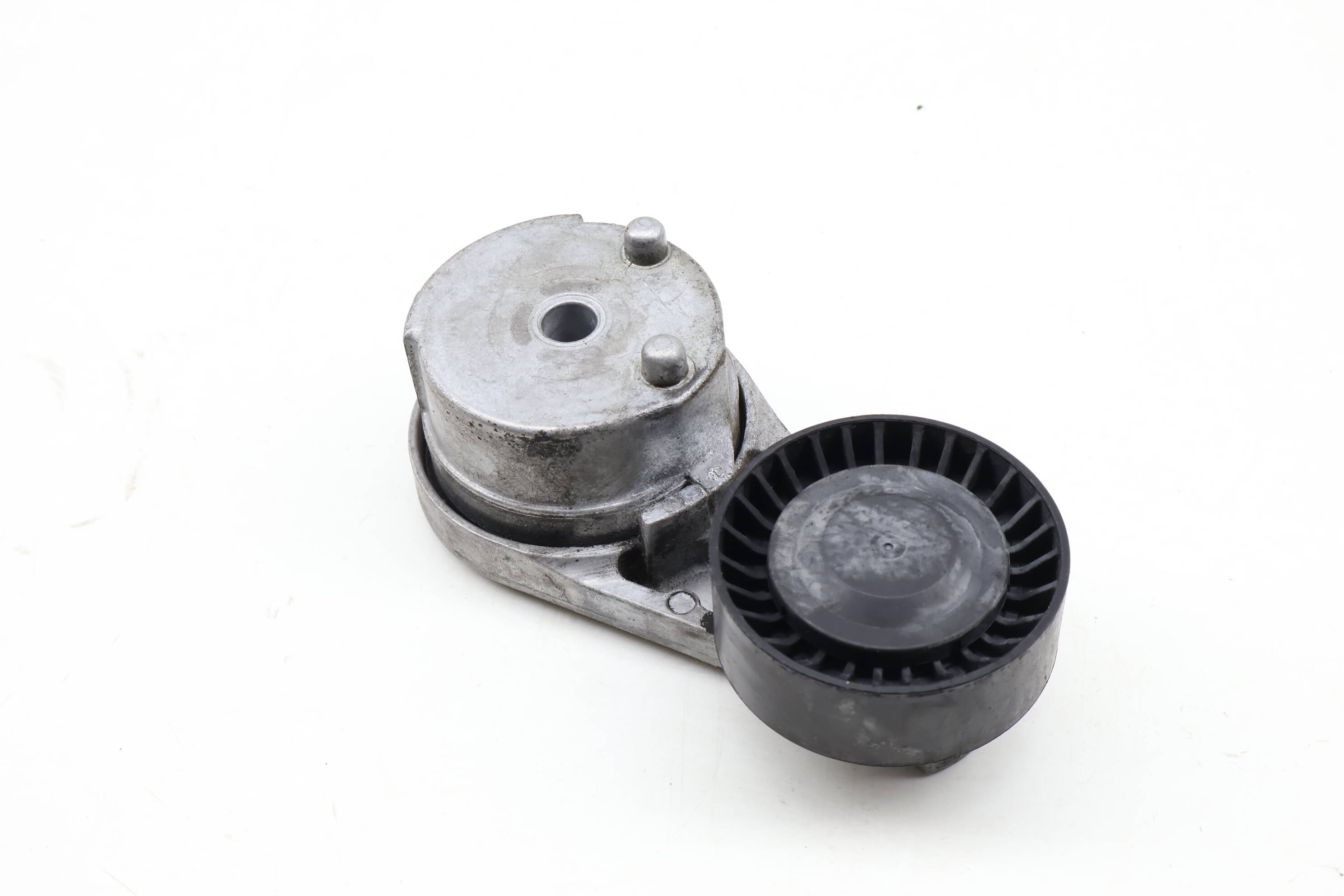 Belt Tensioner / Pulley GPLA6B209CA