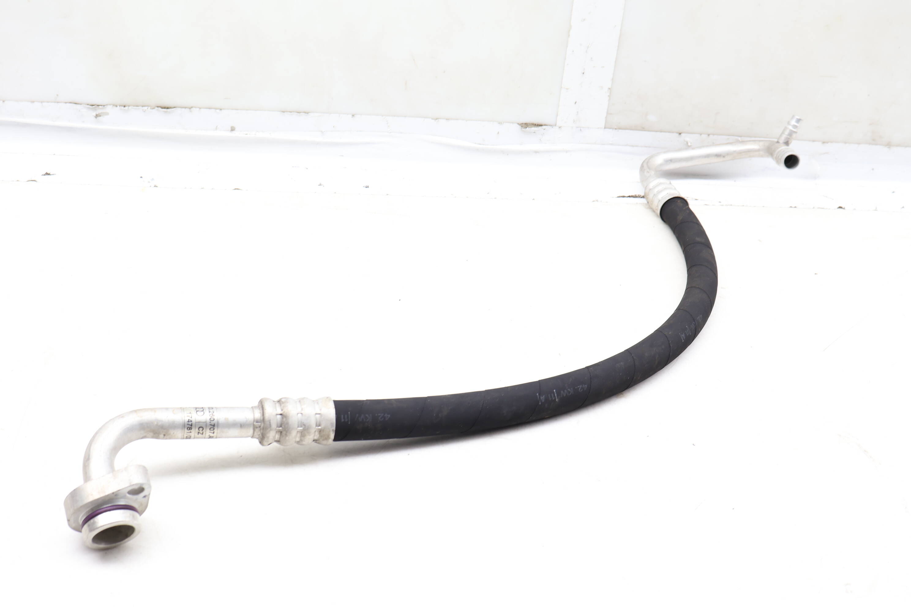 Ac Line / Hose / Pipe 8K0260707AC