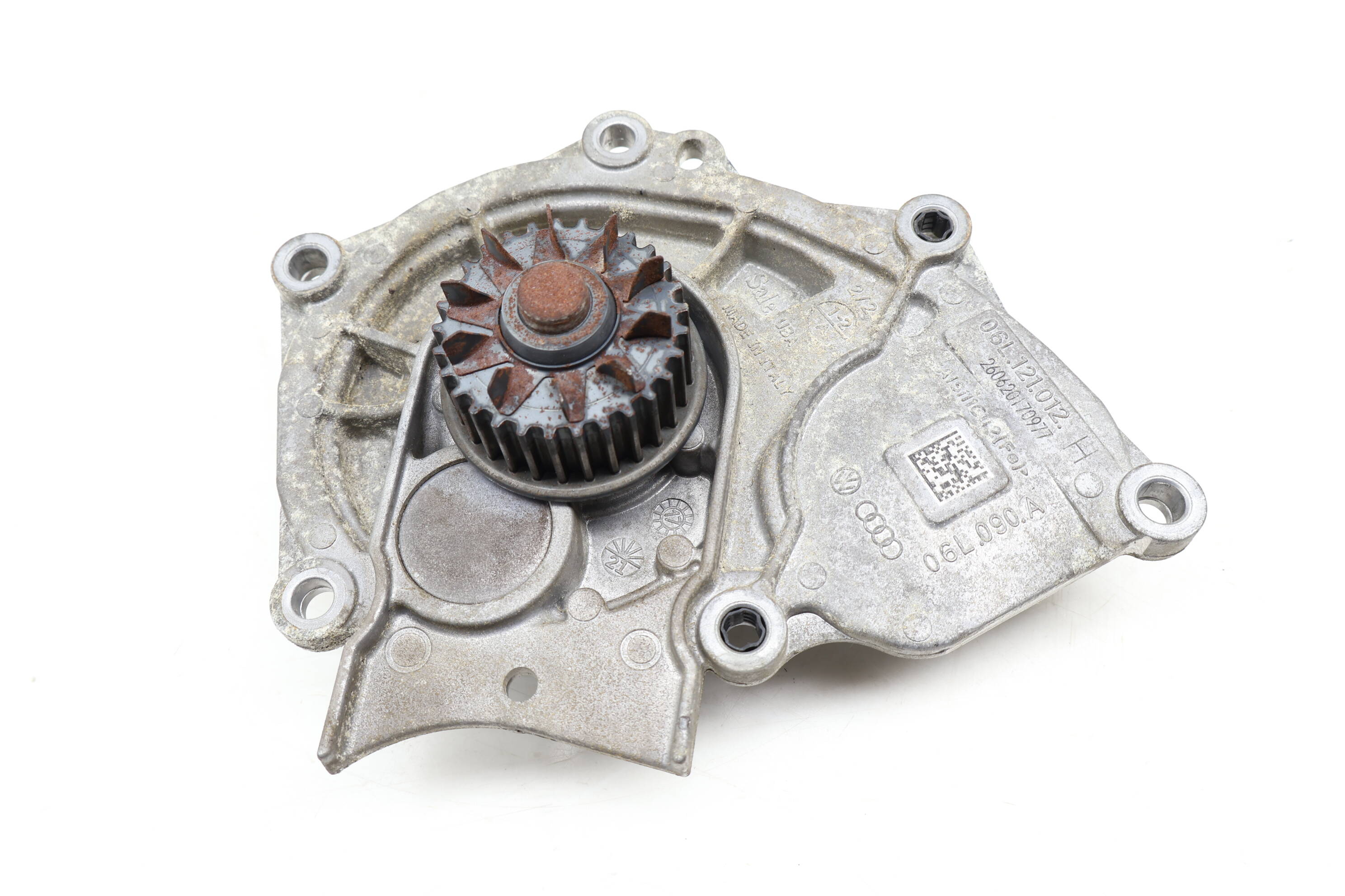 Coolant / Water Pump 06L121012H
