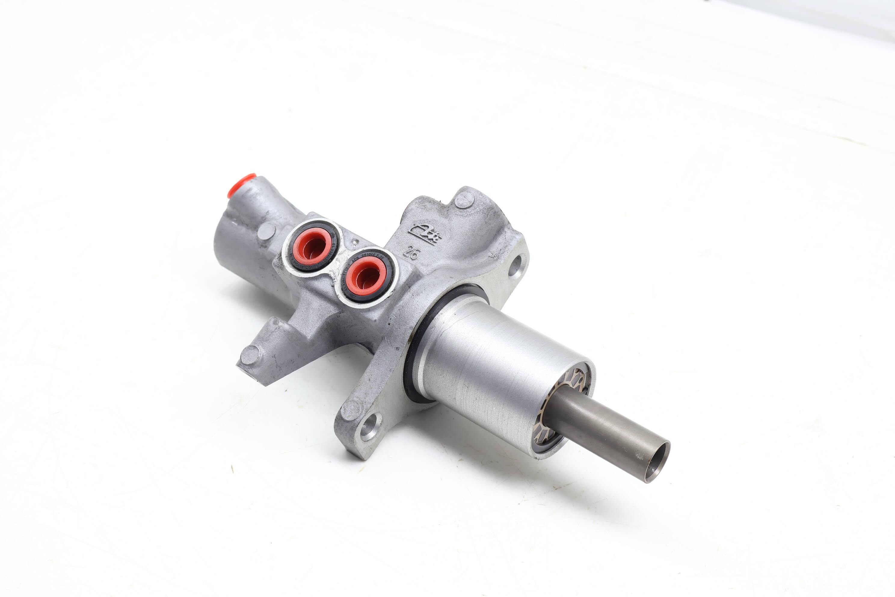 Brake Master Cylinder 2124300801