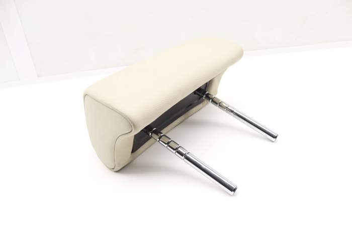 Headrest / Head Rest 52207022253 main product photo