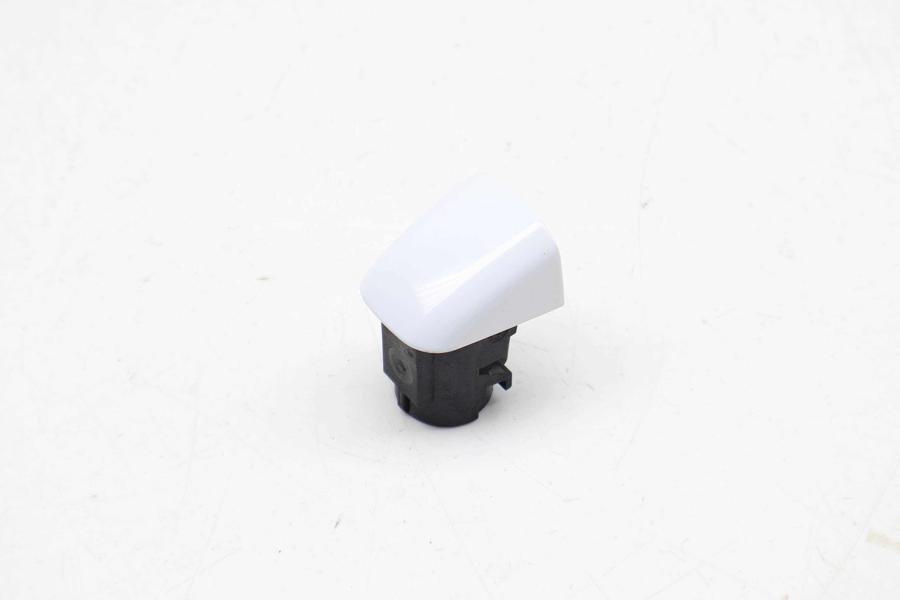 Exterior Door Handle Housing / Cap 8T0837167A